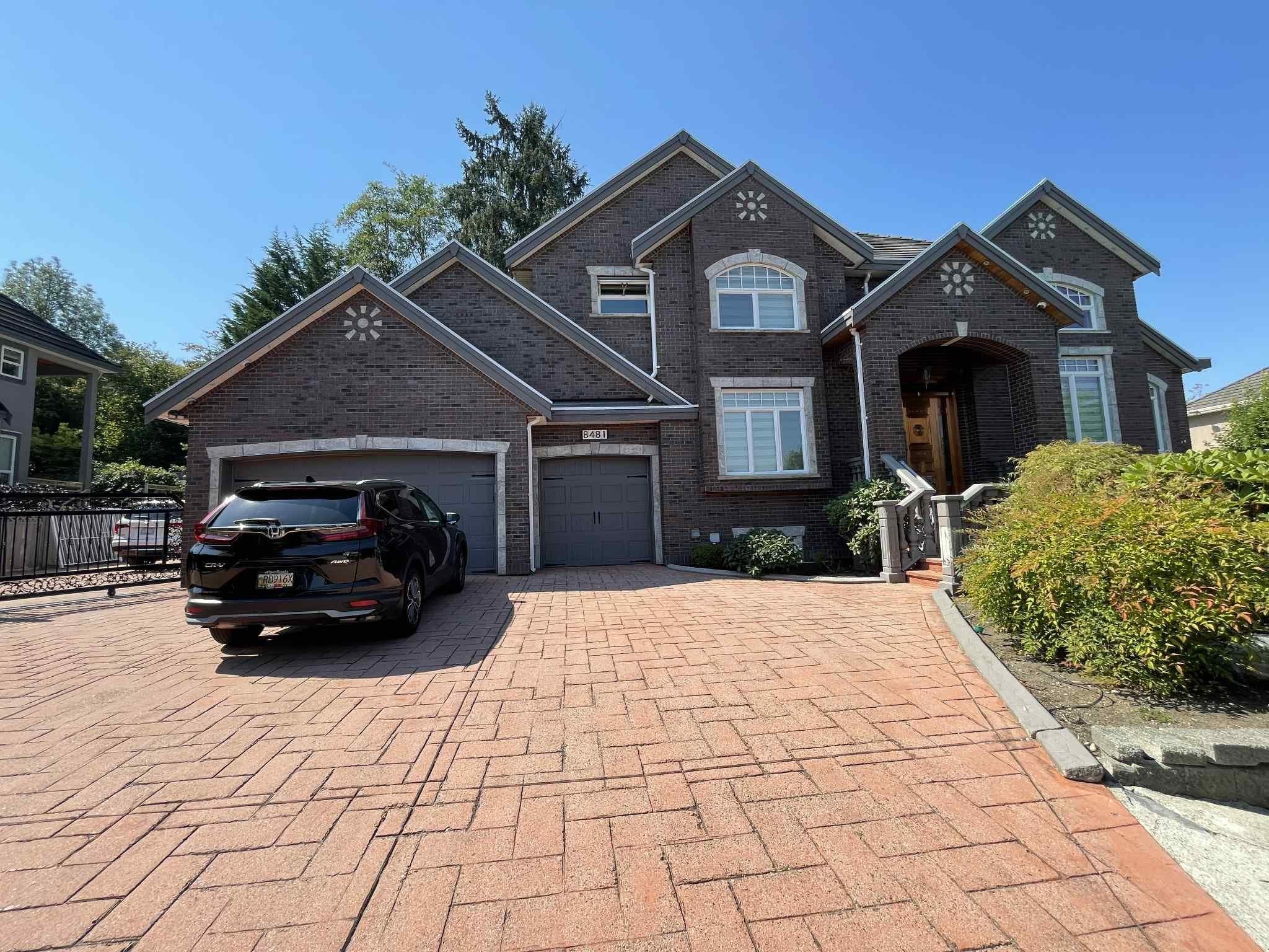 8481 171 Street, Surrey — sold
