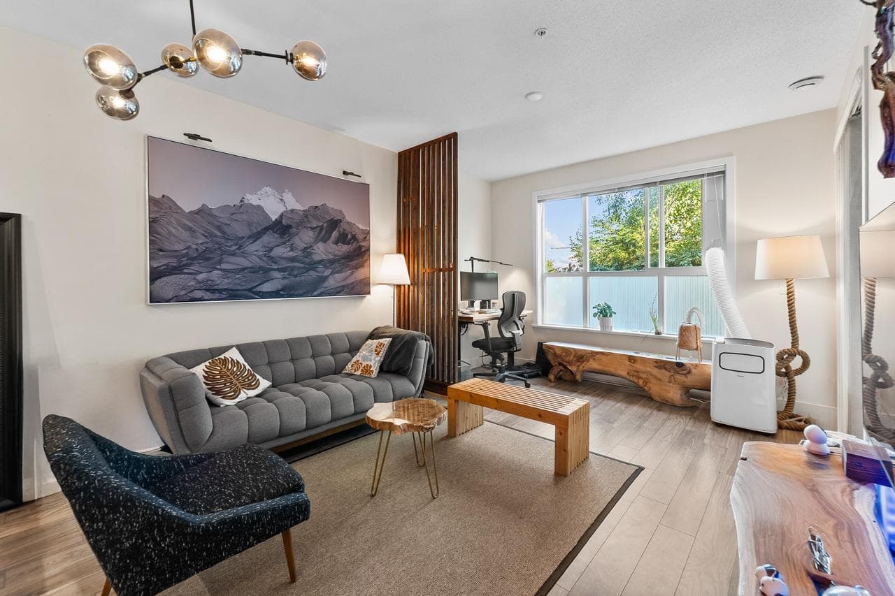 212 - 5788 Sidley Street, Burnaby, V5J 0E4 — photo 1