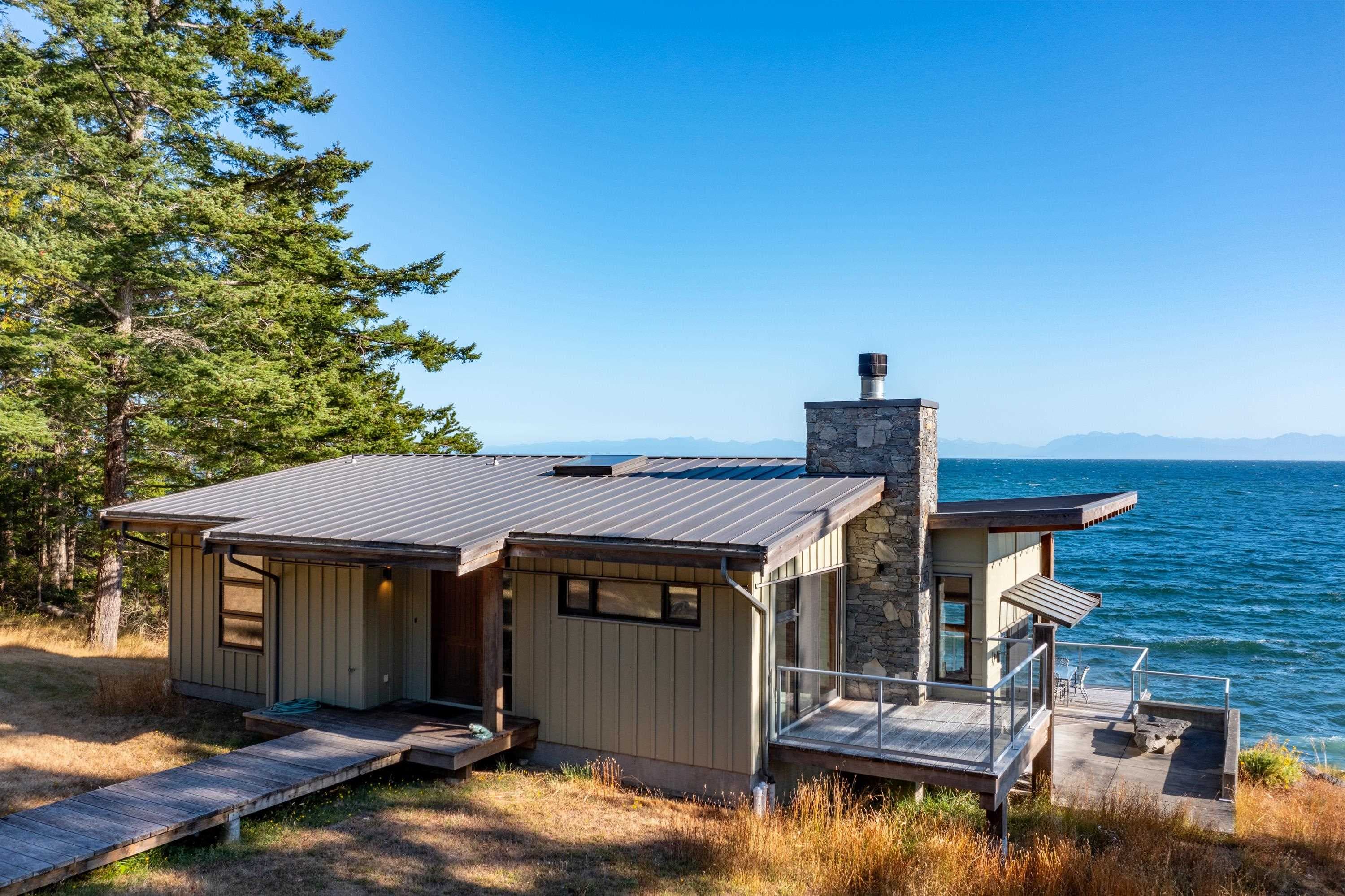 1974 Ellis Road, Galiano Island, V0N 1P0 — photo 2