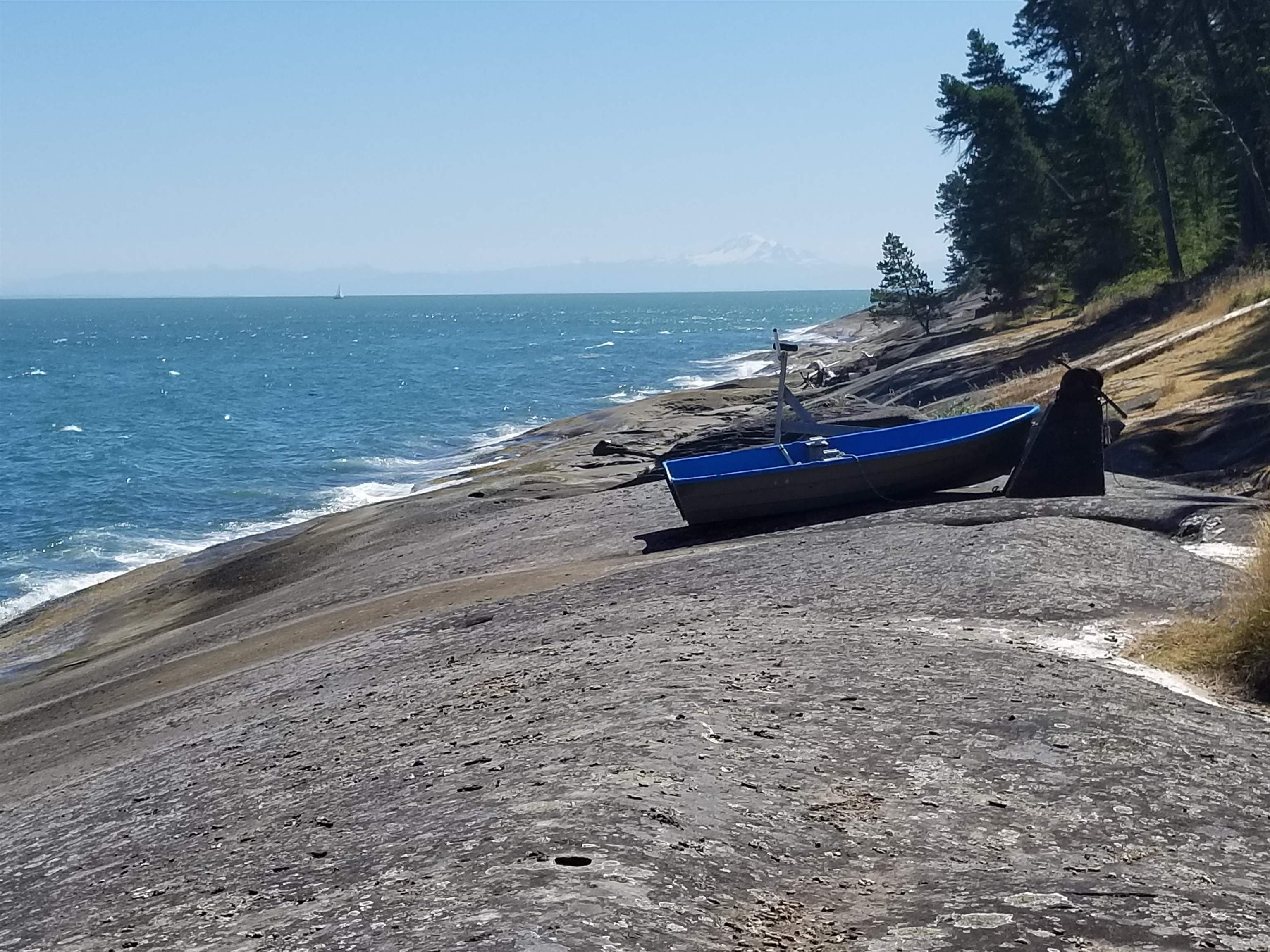 1974 Ellis Road, Galiano Island, V0N 1P0 — photo 3