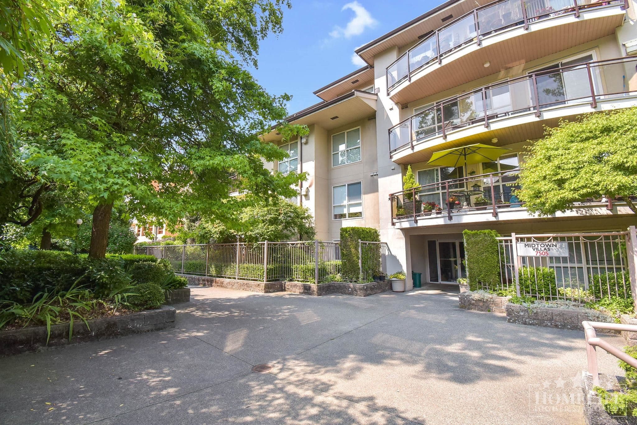 204 - 7505 138 Street, Surrey, V3W 0W6 — photo 2