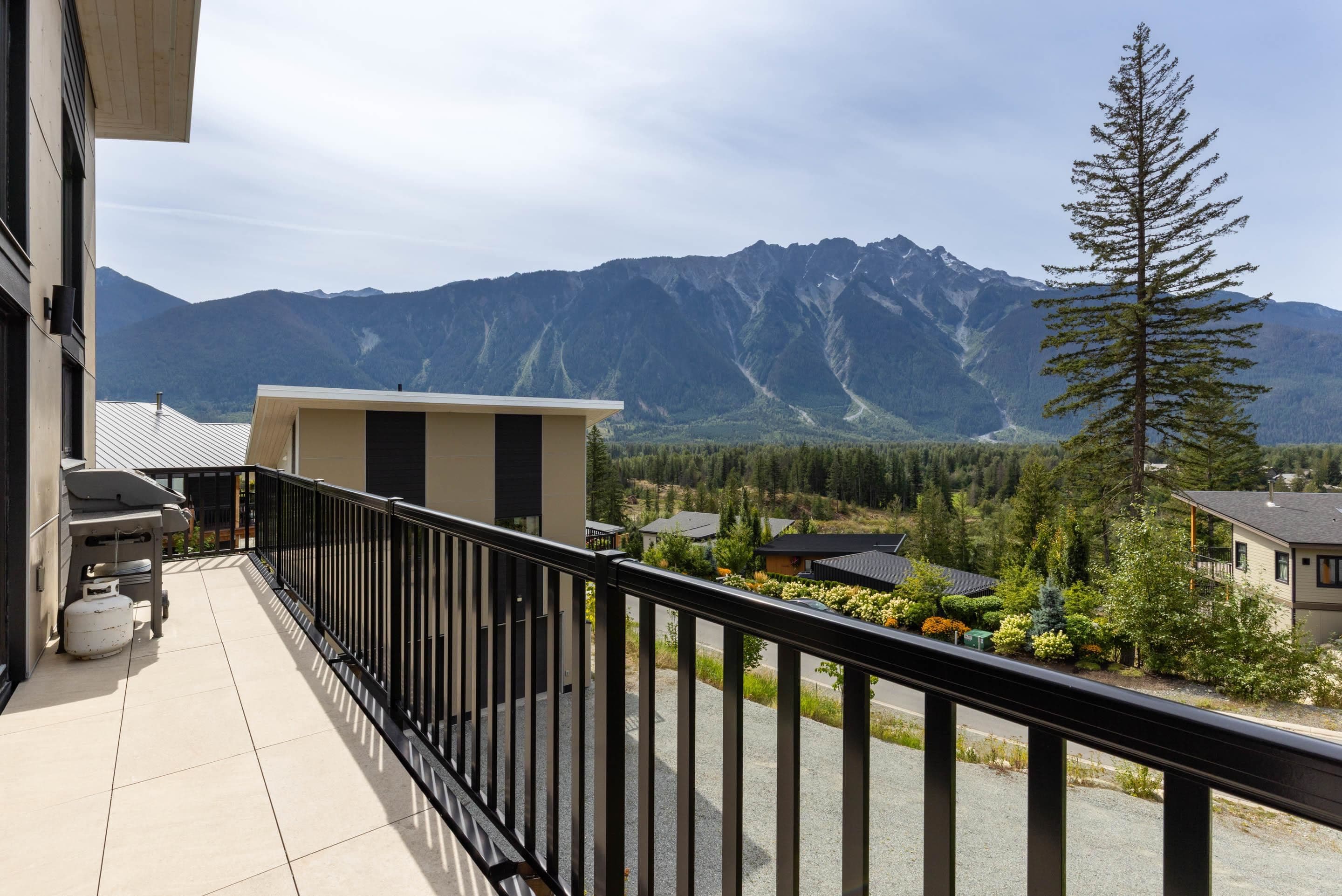 7666 Cerulean Drive, Pemberton, V0N 2L3 — photo 2