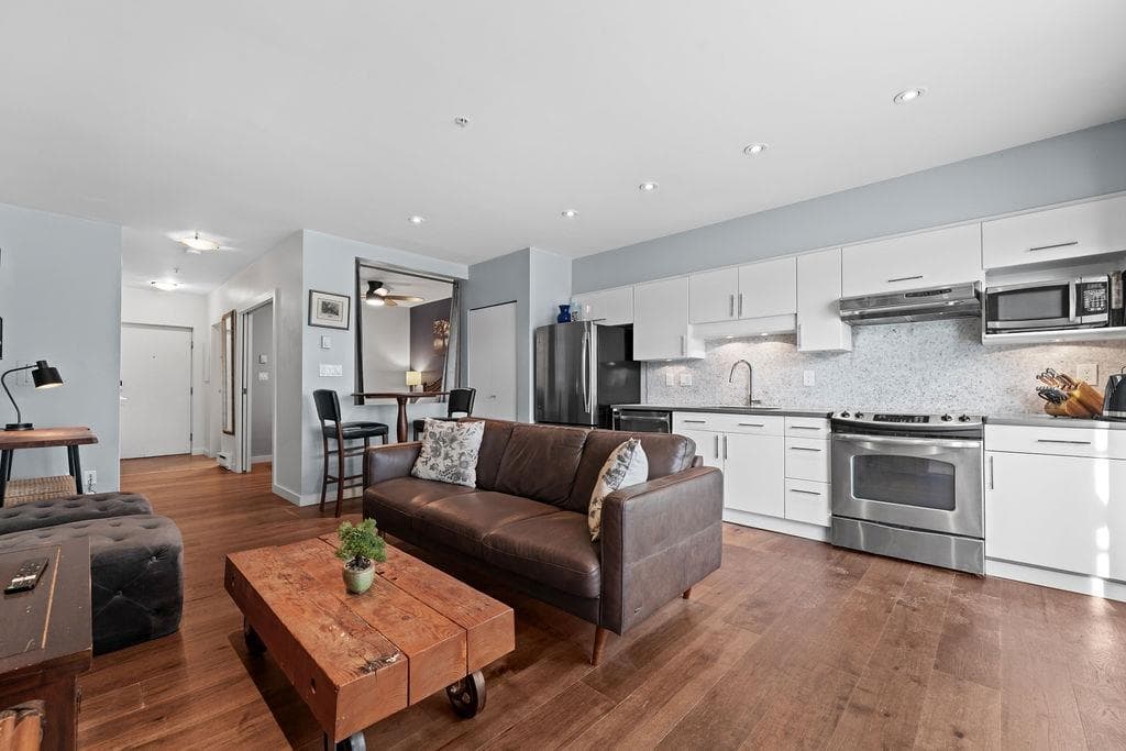 406 - 1688 Cypress Street, Vancouver, V6J 5J1 — photo 2