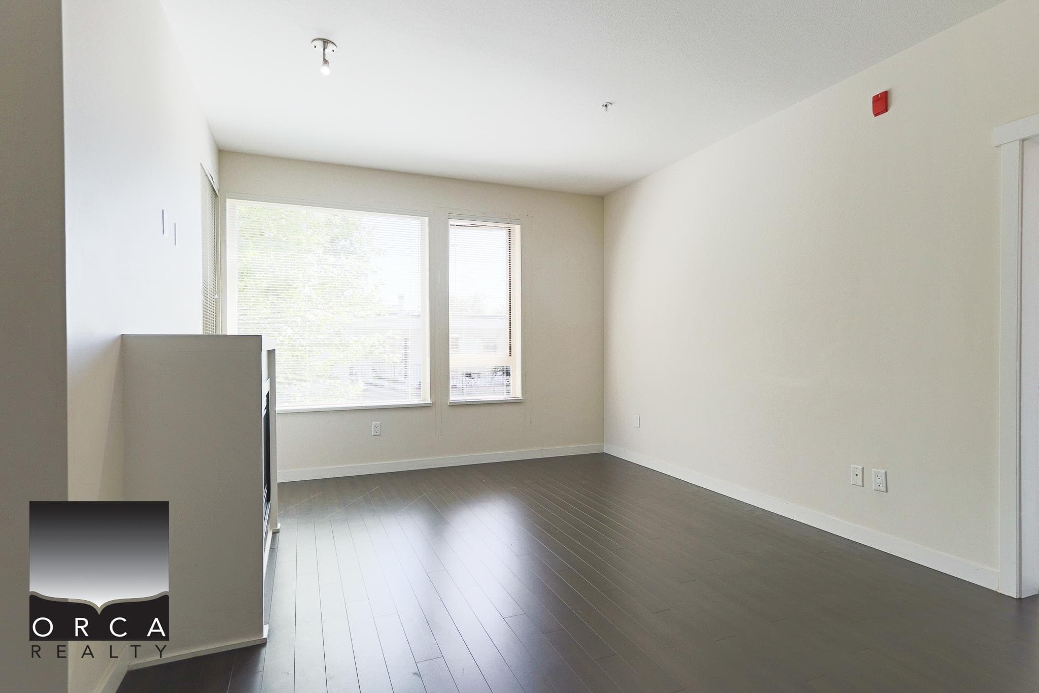 221 - 119 22nd Street, North Vancouver, V7M 0B4 — photo 3