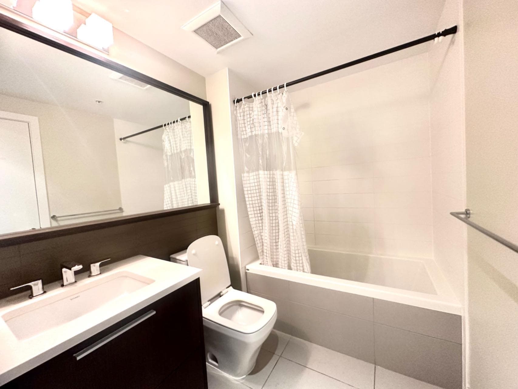 32nd - 2975 Atlantic Avenue, Coquitlam, V3B 0C5 — photo 4