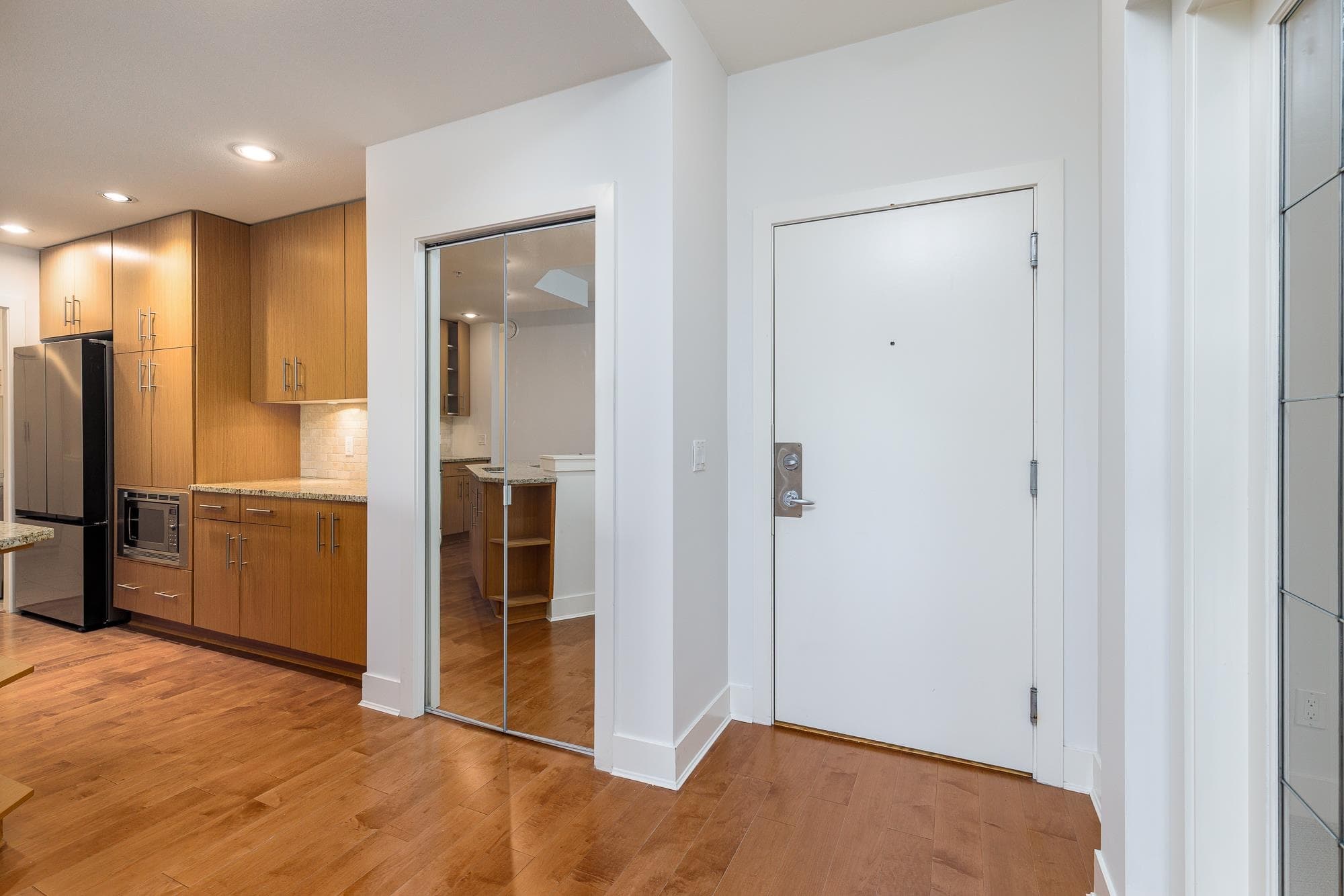 207 - 16477 64 Avenue, Surrey, V3S 6V7 — photo 5