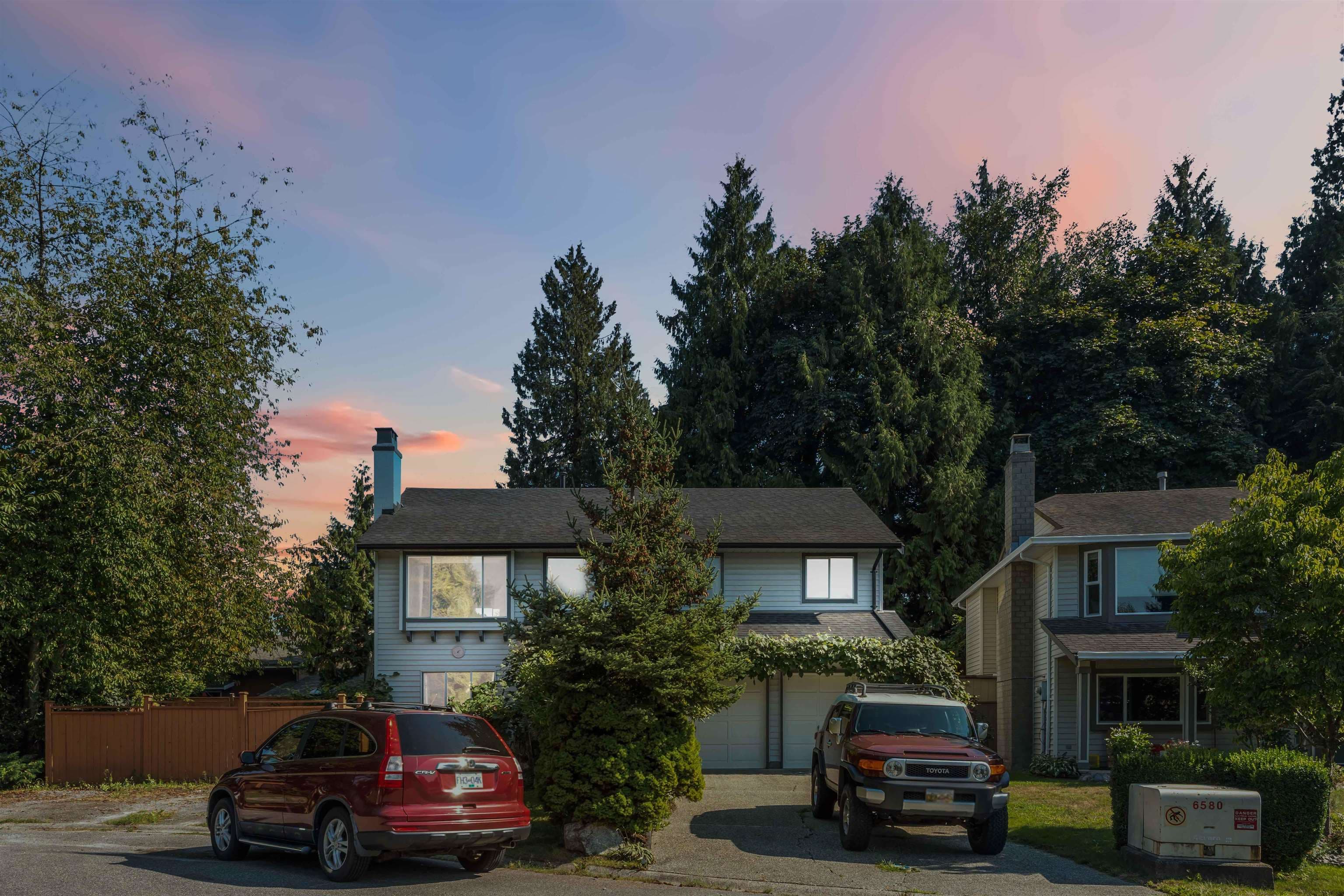 21064 Barker Avenue, Maple Ridge, V2X 8R6 — photo 3