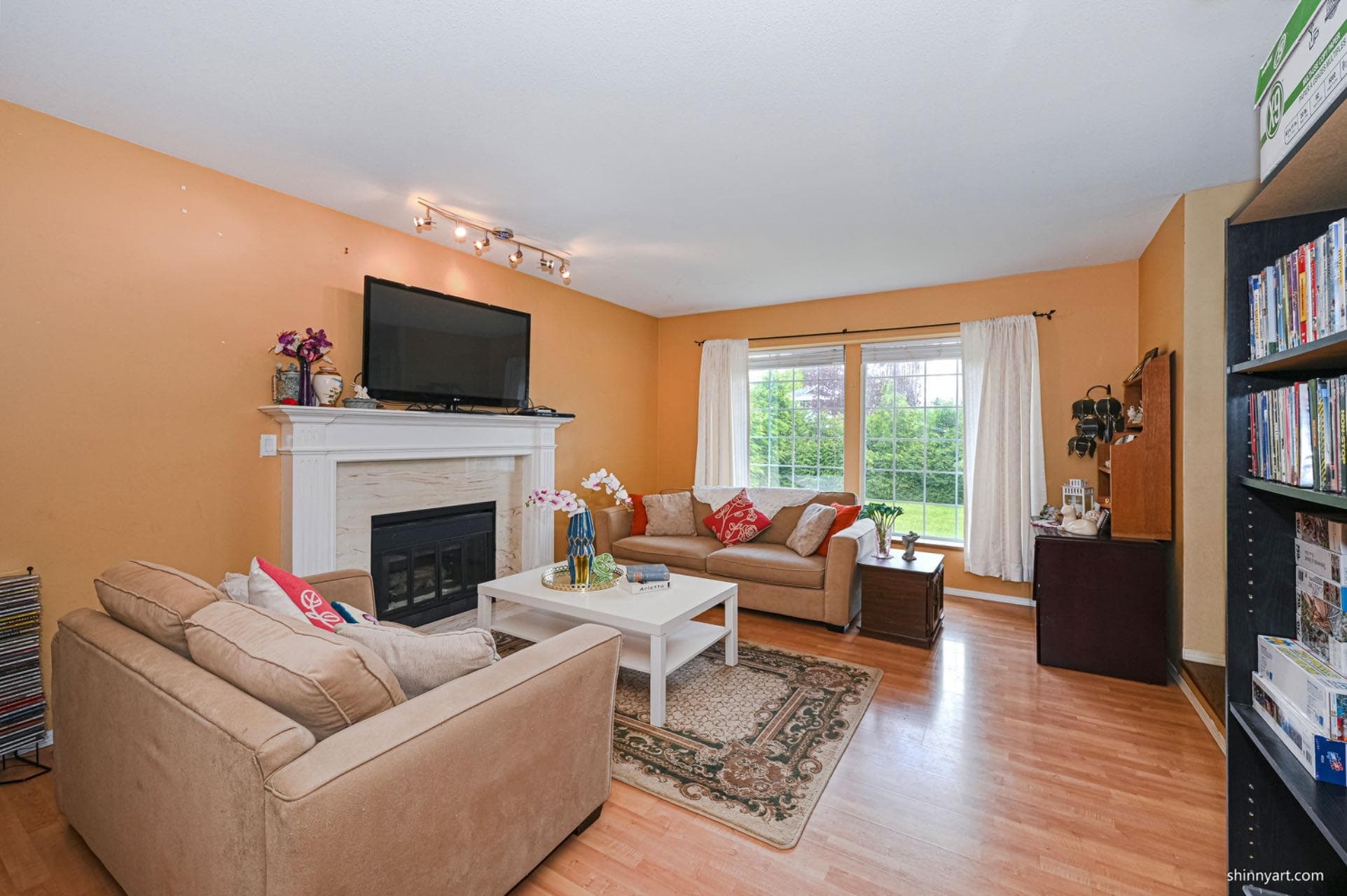 3373 198a Street, Langley, V3A 7Y9 — photo 2