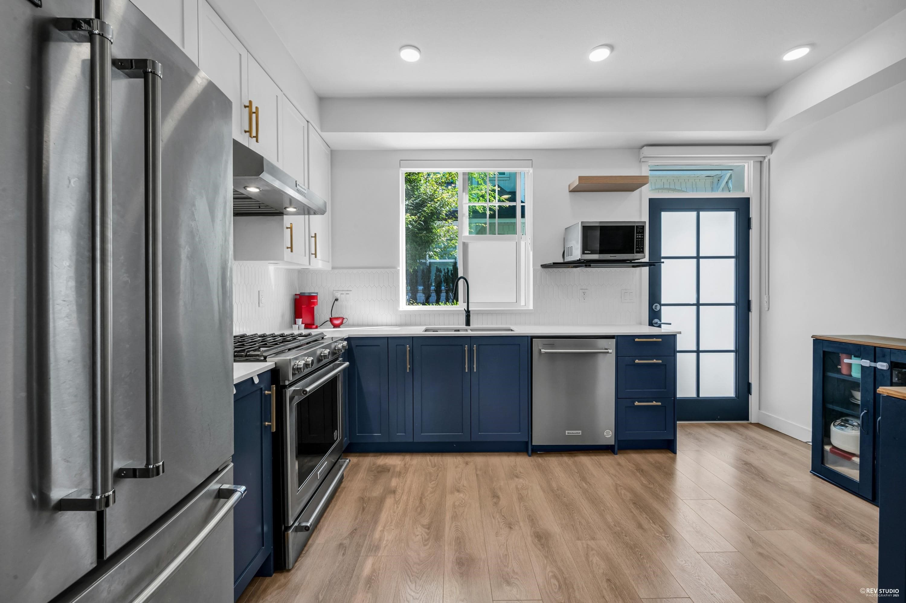 103 - 707 Robinson Street, Coquitlam, V3J 0M9 — photo 3