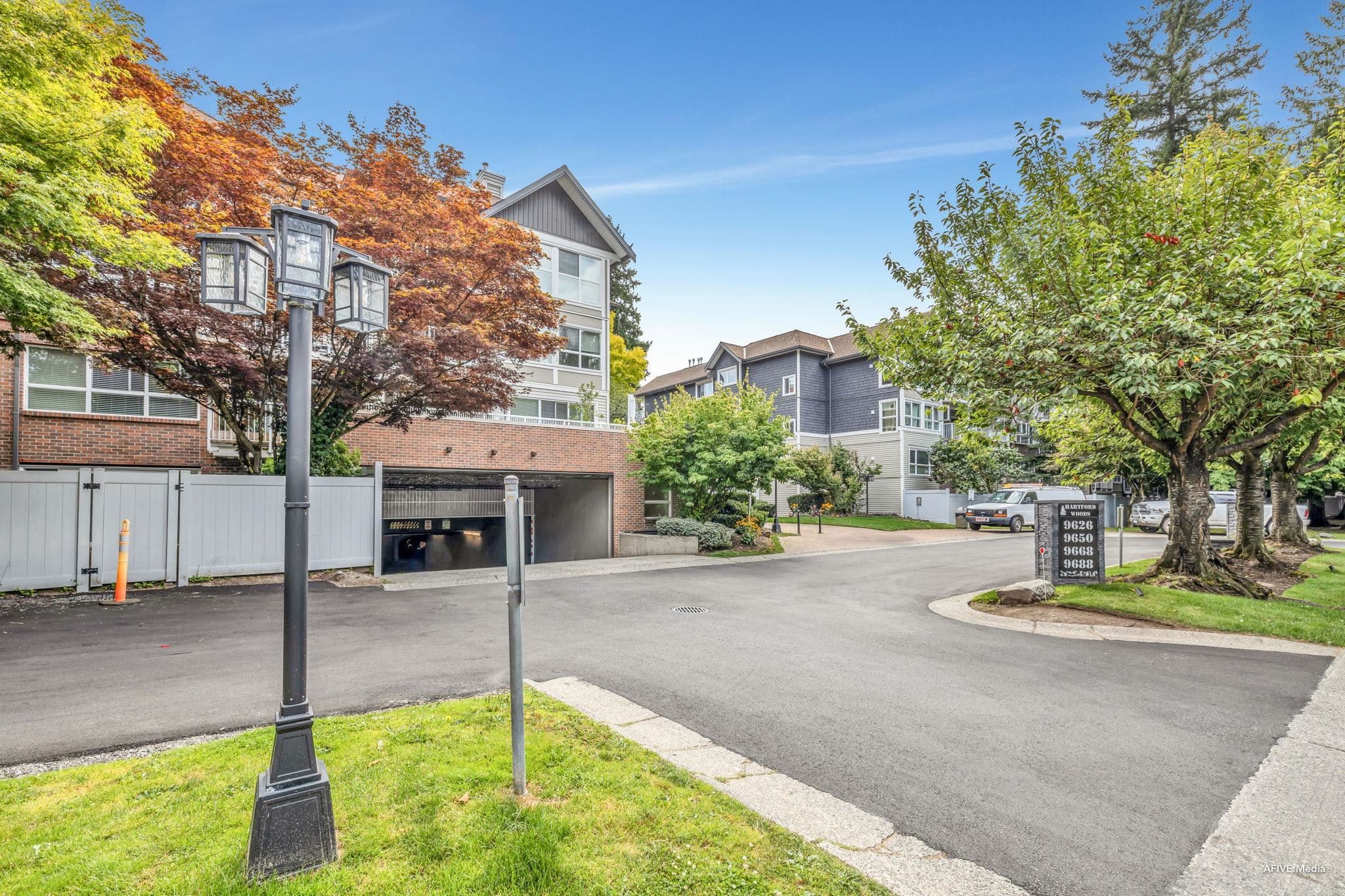 321 - 9688 148 Street, Surrey, V3R 0W2 — photo 1