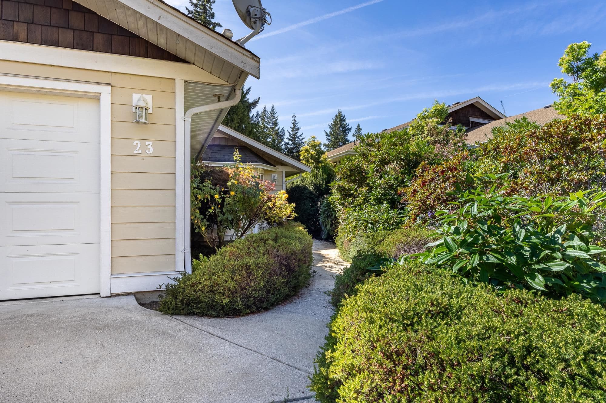 23 - 12710 Lagoon Road, Madeira Park, V0N 2H1 — photo 2