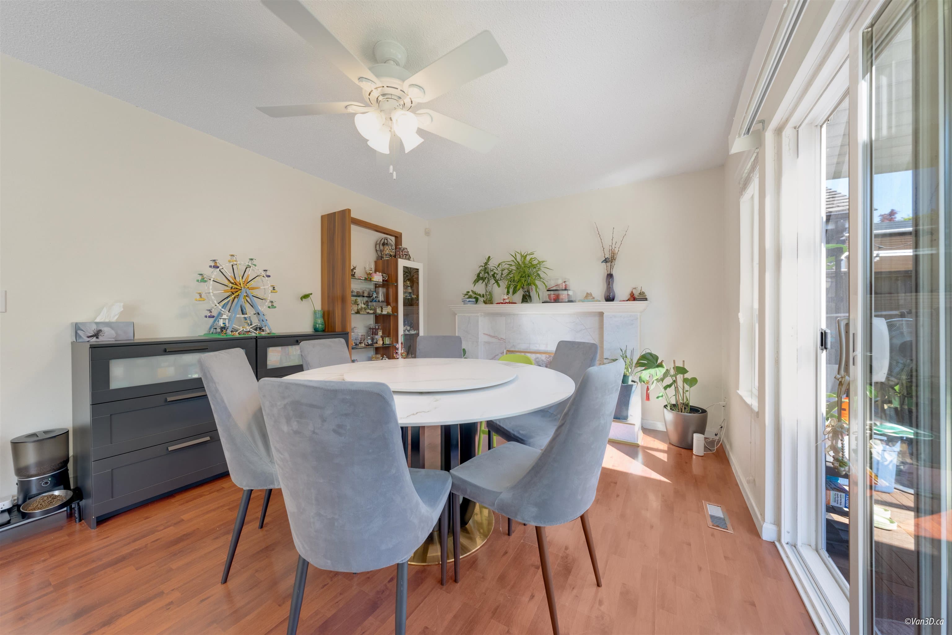 8366 Dayton Court, Richmond, V6Y 3H6 — photo 4