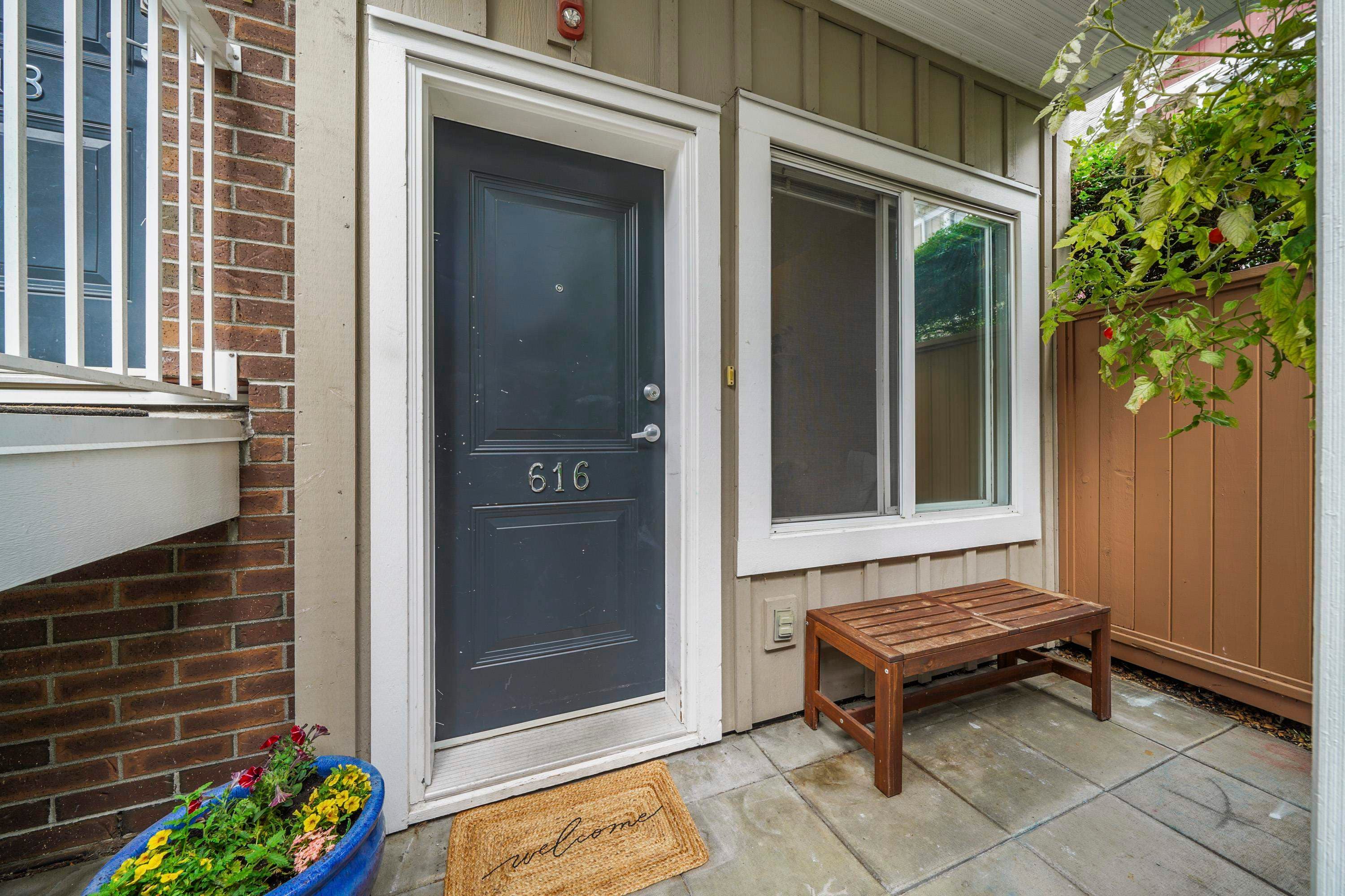 616 - 1661 Fraser Avenue, Port Coquitlam, V3B 0B6 — photo 2