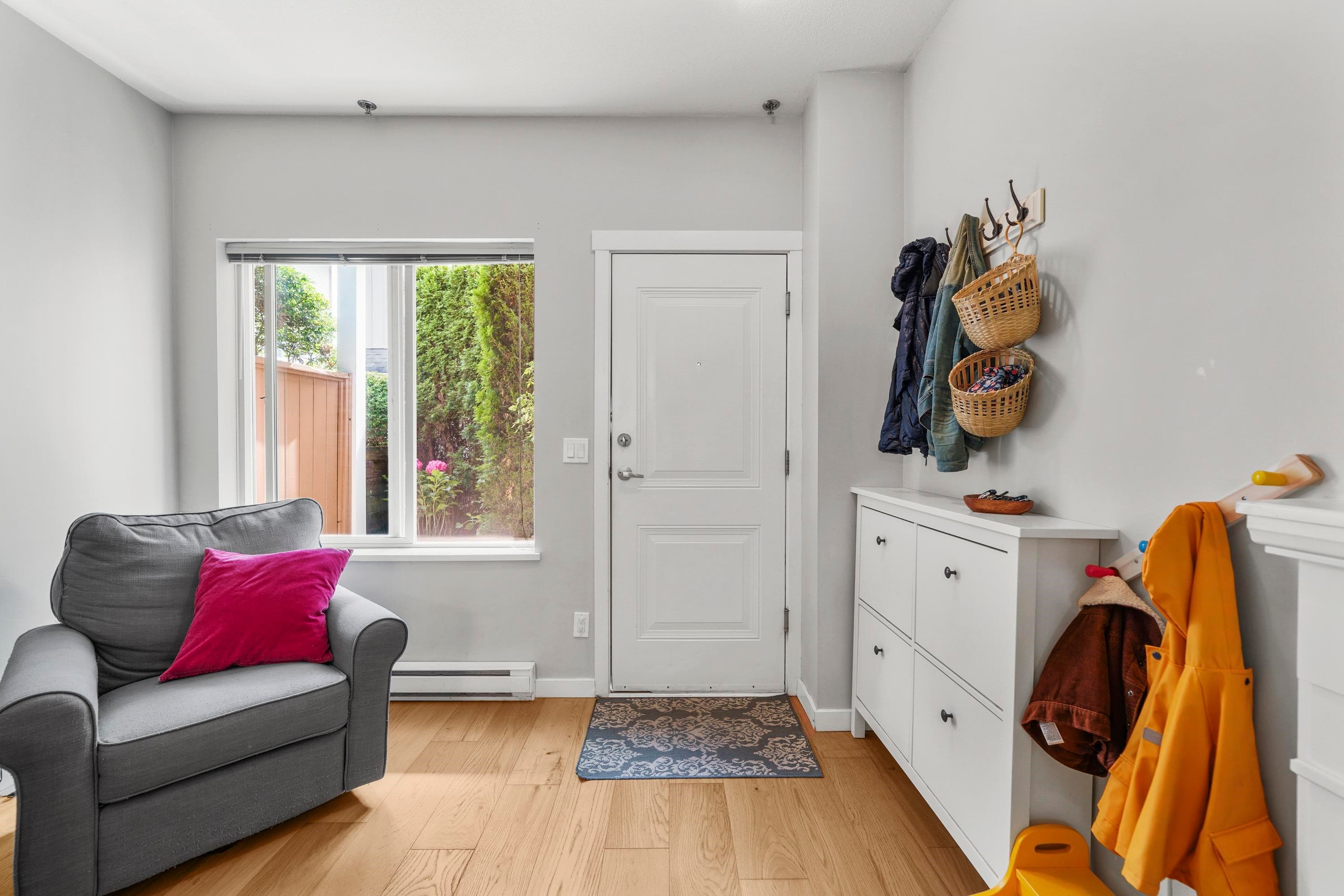 616 - 1661 Fraser Avenue, Port Coquitlam, V3B 0B6 — photo 3