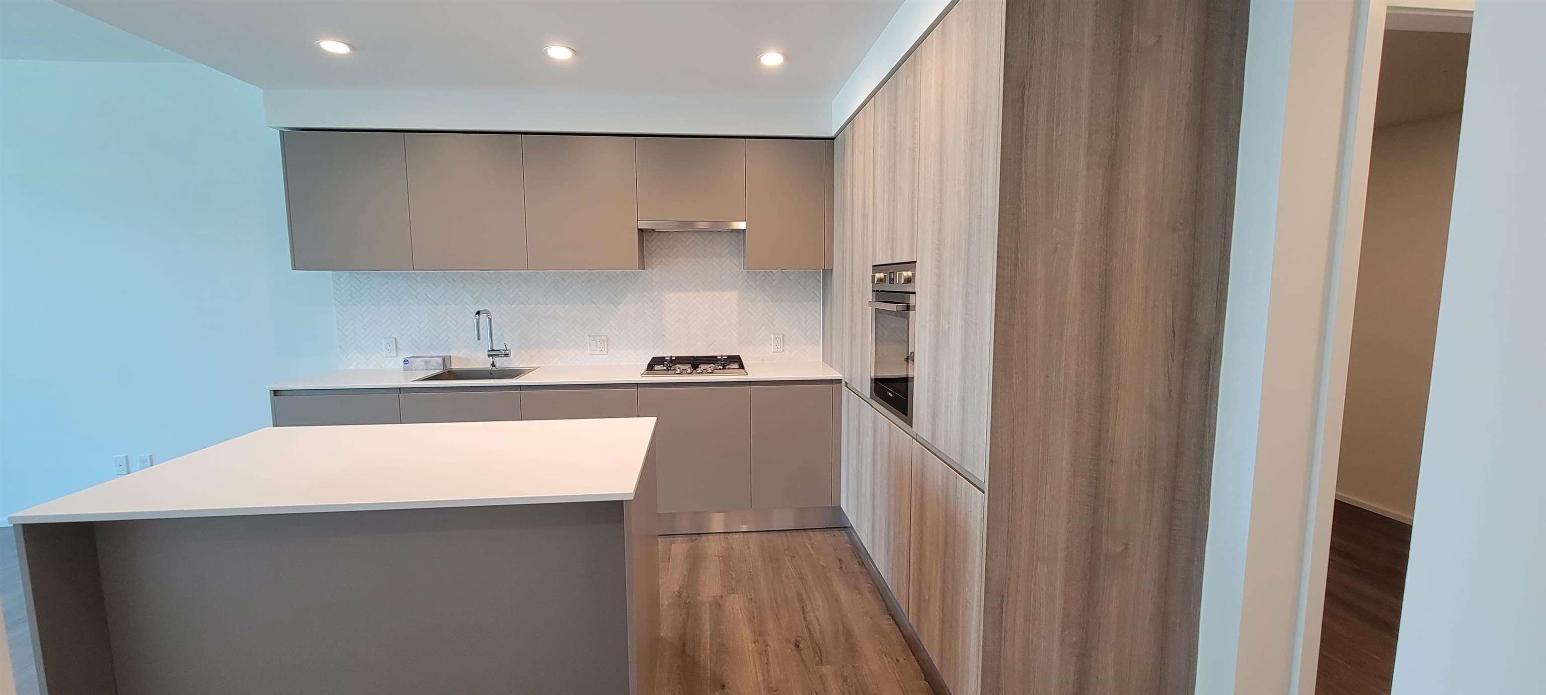 1711 - 3809 Evergreen Place, Burnaby, V3J 0M1 — photo 2