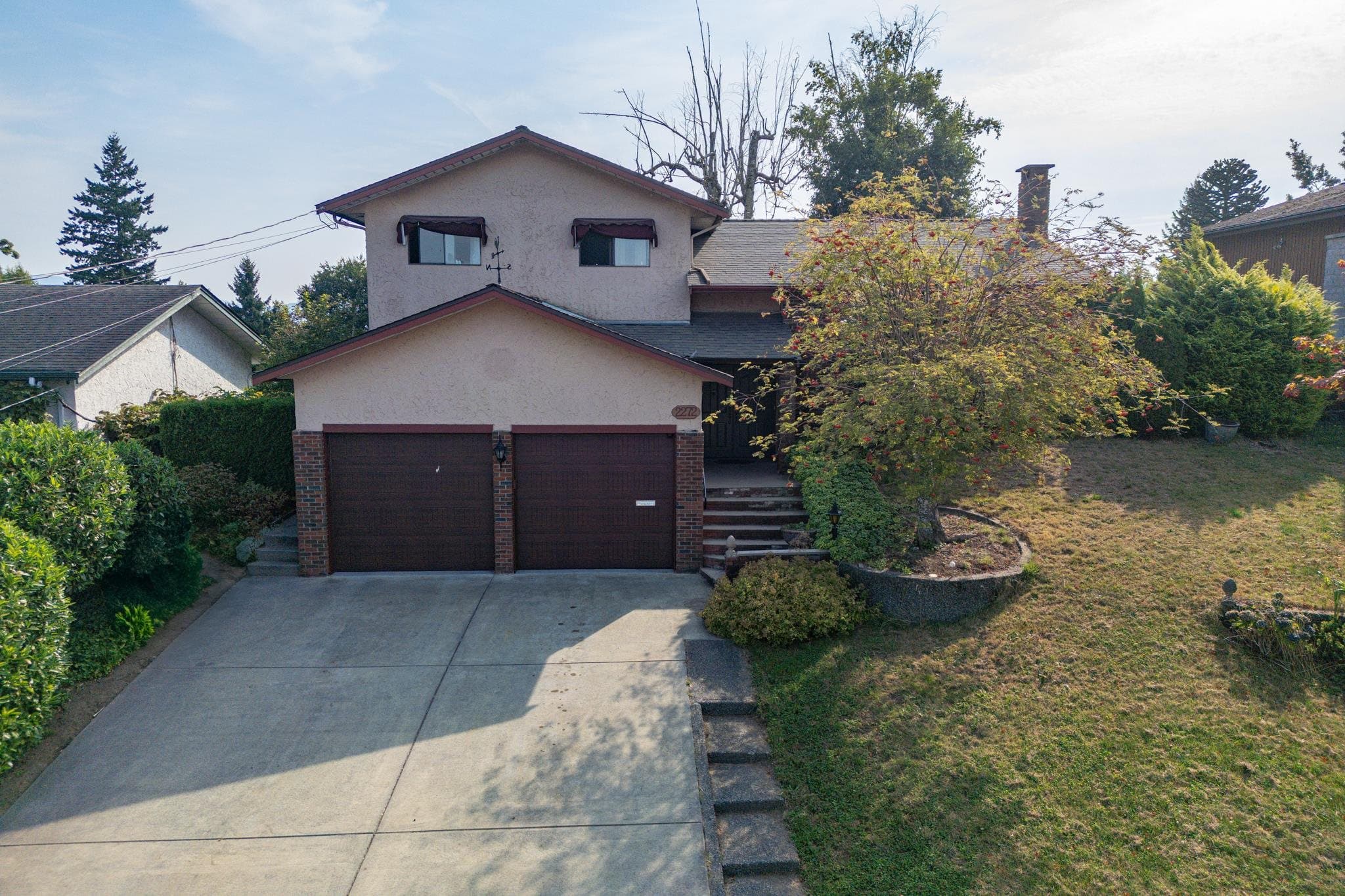 2272 Bevan Crescent, Abbotsford, V2T 3Z5 — photo 2