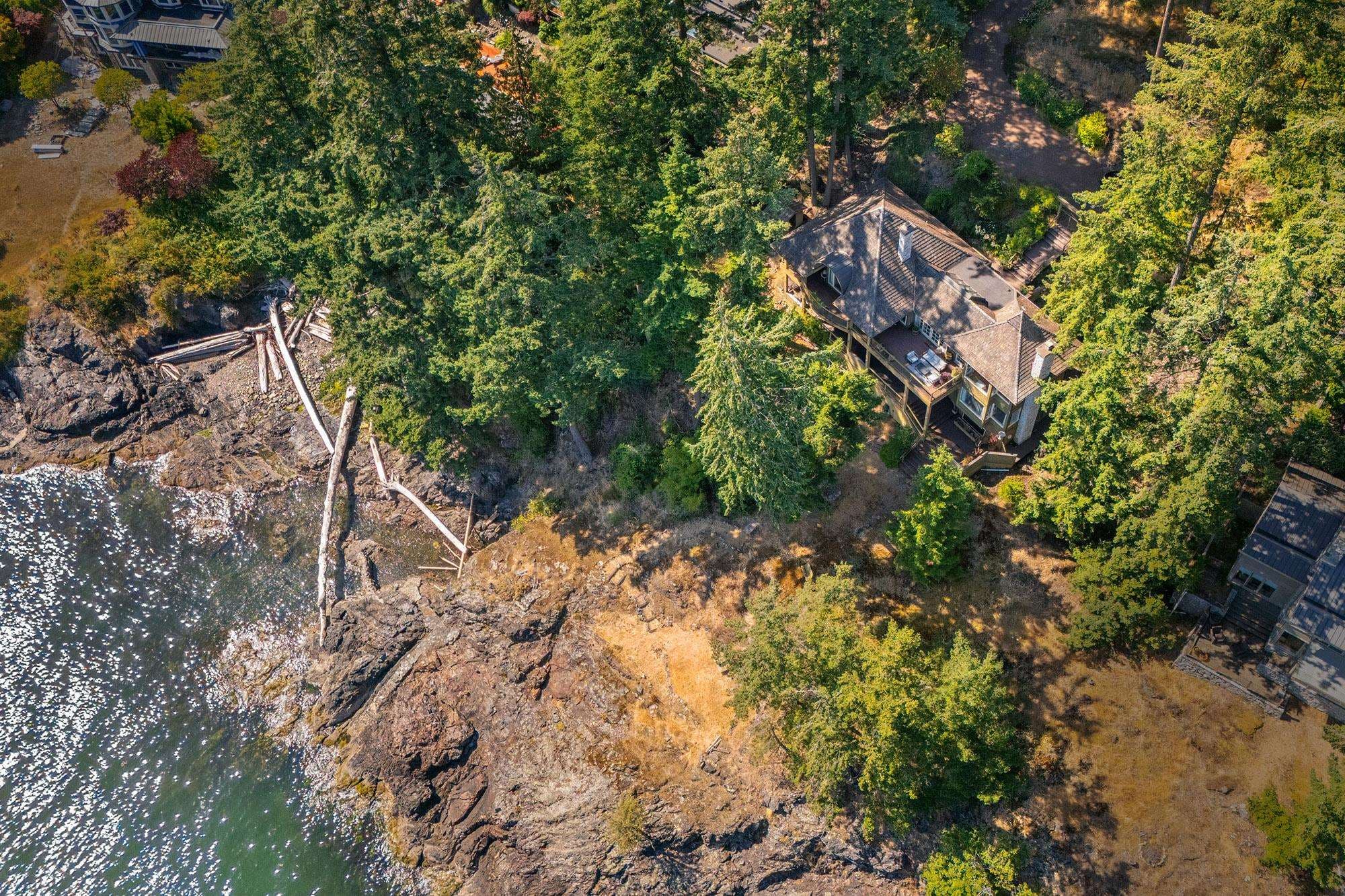 1251 Fairweather Road, Bowen Island, V0N 1G2 — photo 4