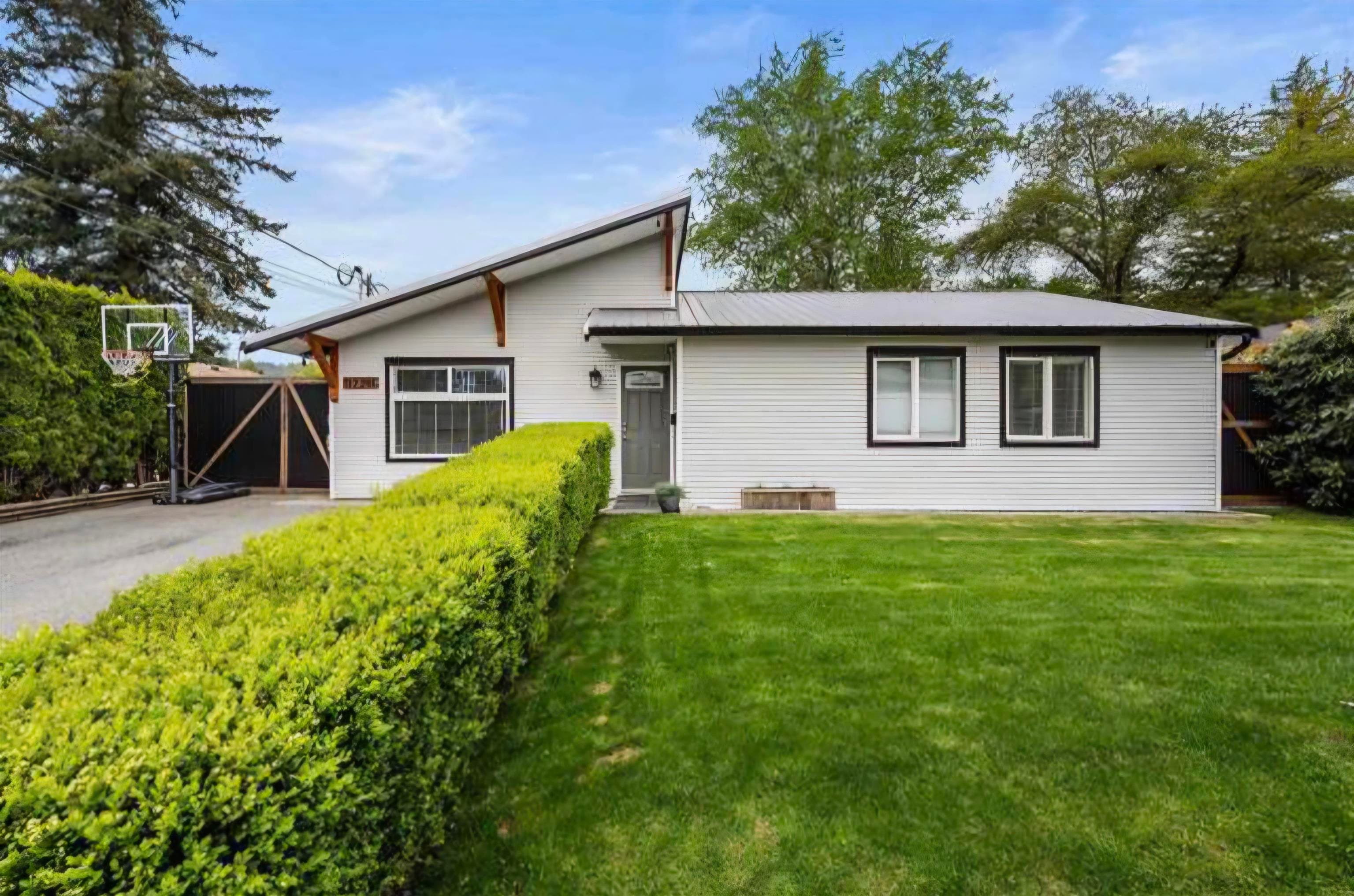 32261 Swift Drive, Mission