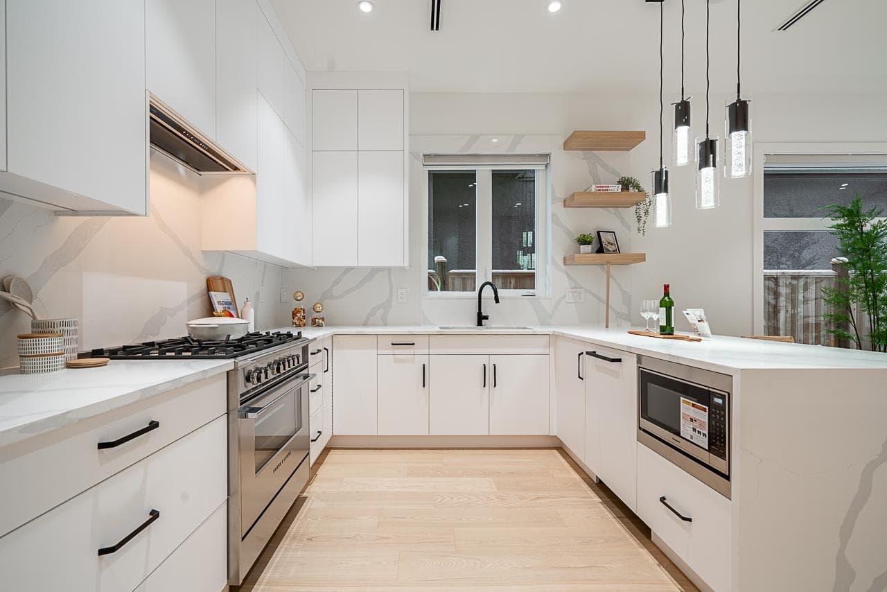 2833 Oliver Crescent, Vancouver, V6L 1T1 — photo 5