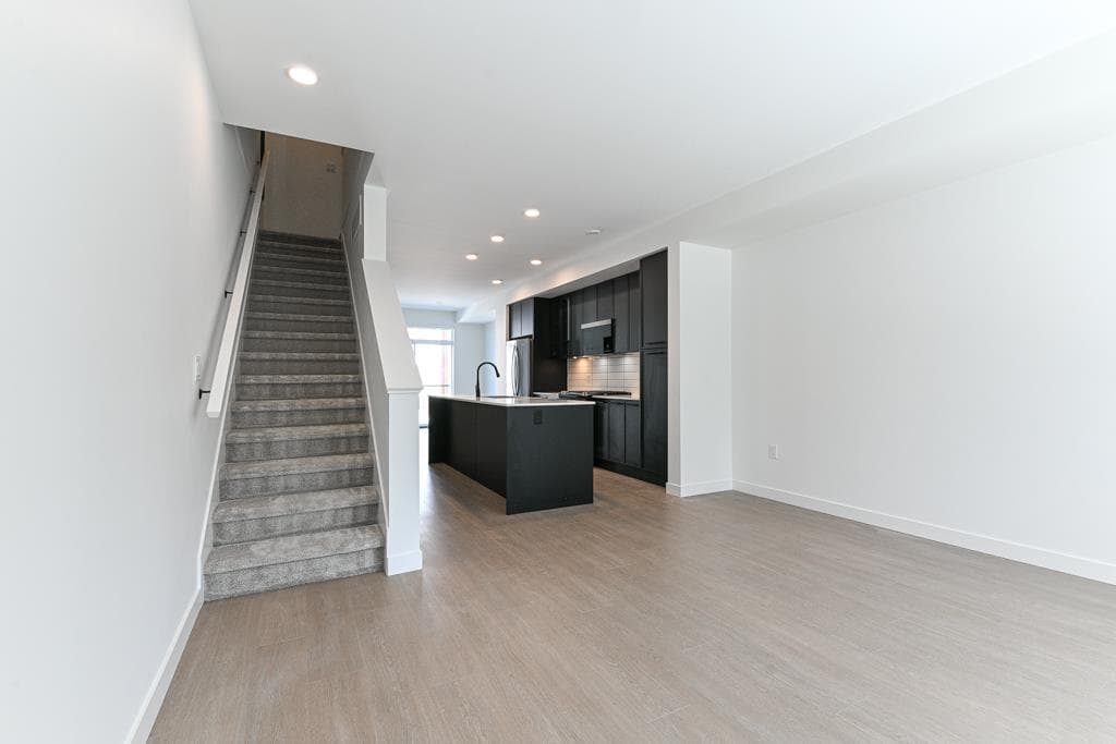 31 - 2886 Montrose Avenue, Abbotsford, V2S 0N7 — photo 5