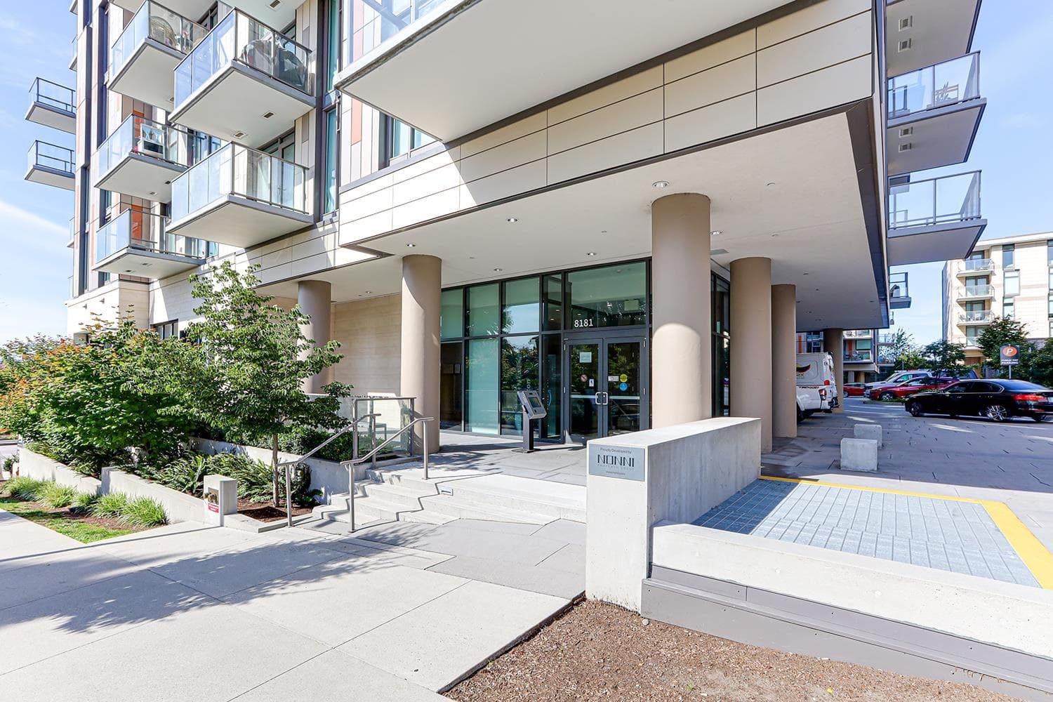403 - 8181 Chester Street, Vancouver, V5X 0J9 — photo 2