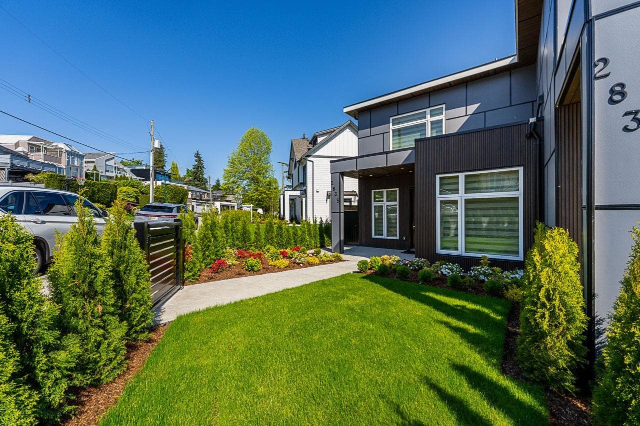 2835 Oliver Crescent, Vancouver, V6L 1T1 — photo 2