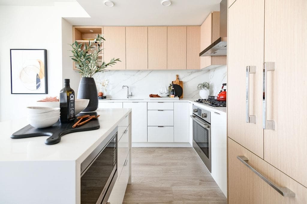 701 - 4988 Bennett Street, Burnaby, V5H 0L1 — photo 3