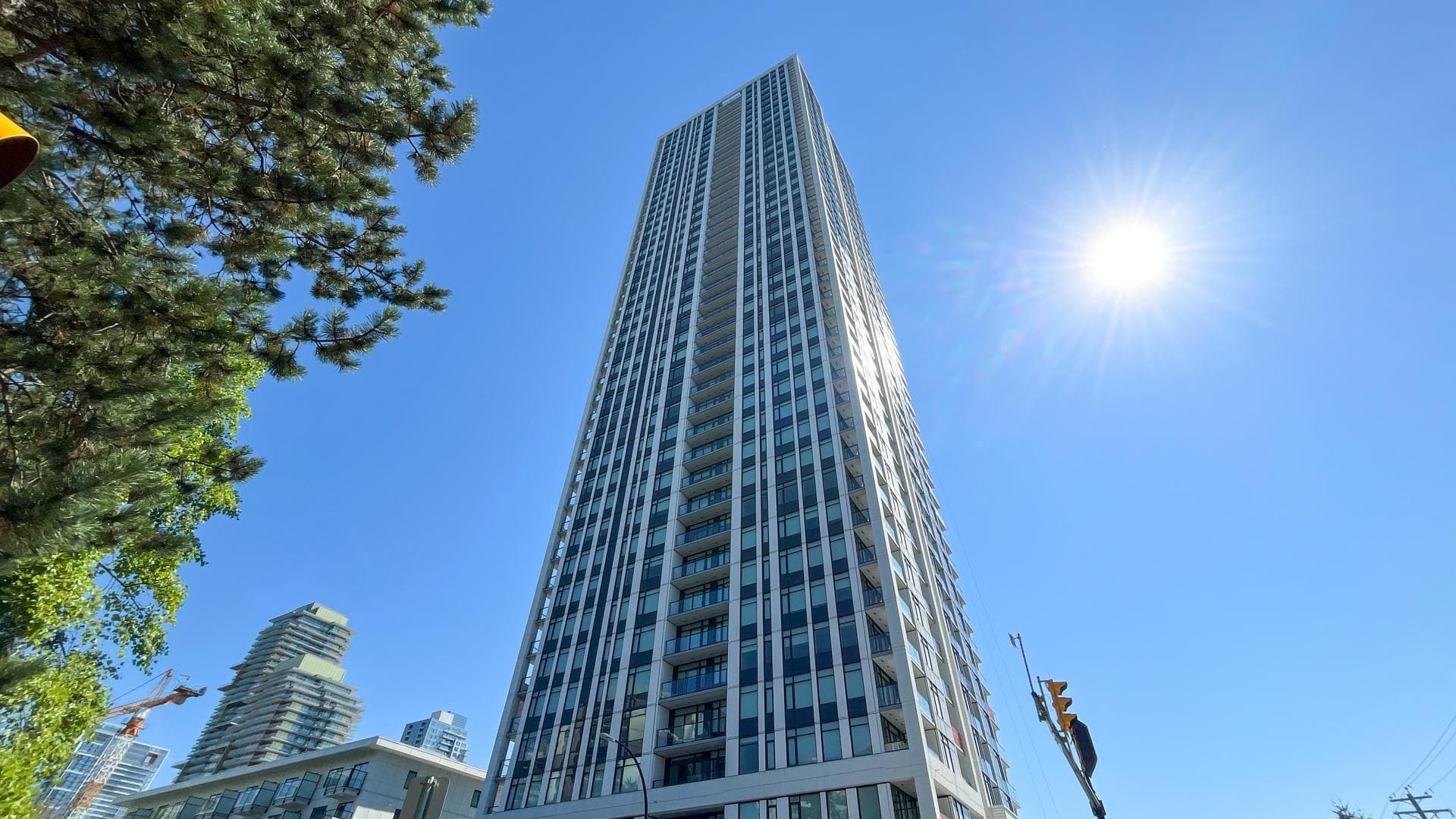 2406 - 6468 Willingdon Avenue, Burnaby, V5H 0L3 — photo 1