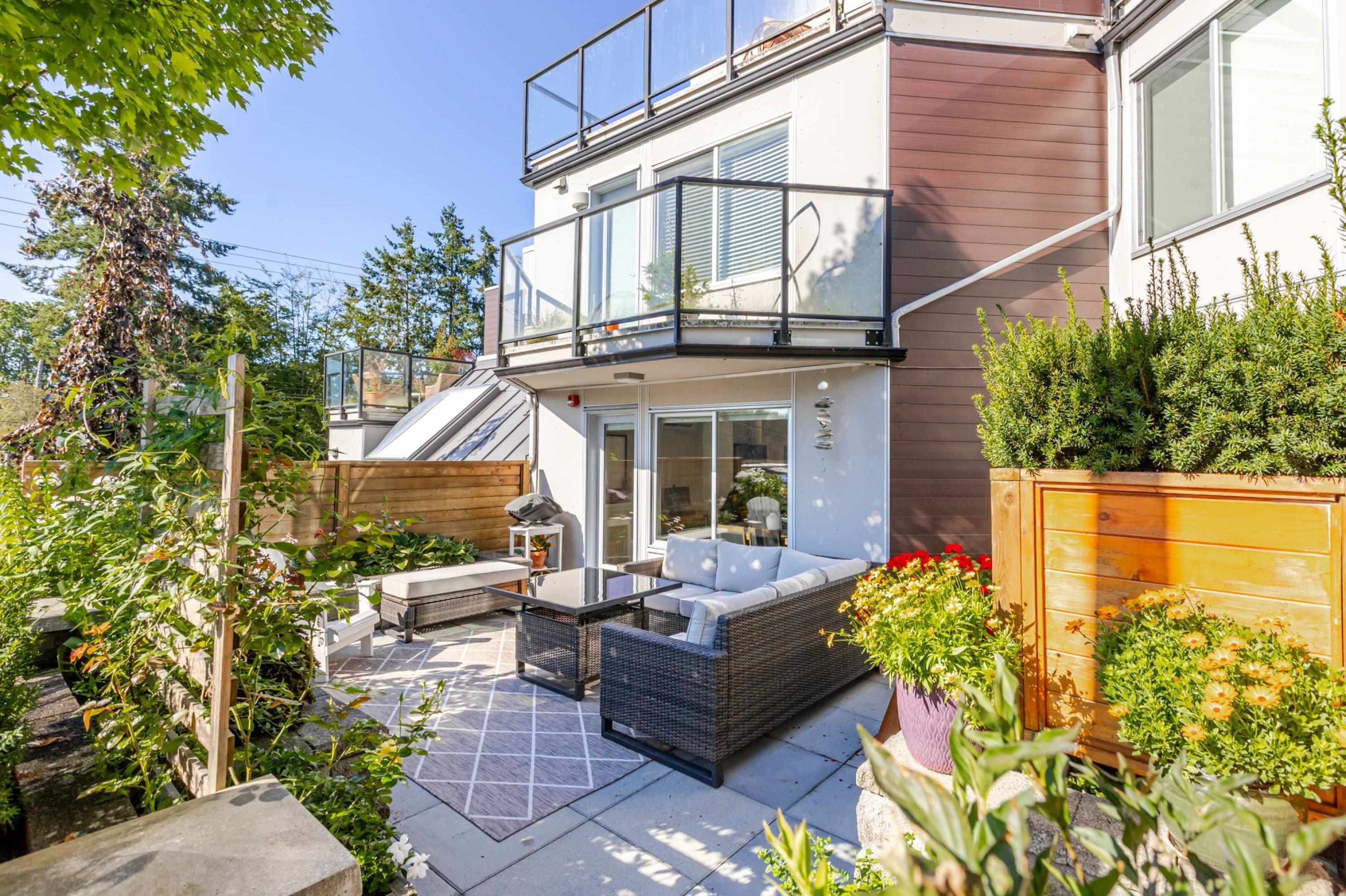 3 - 15989 Marine Drive, White Rock, V4B 1G1 — photo 3
