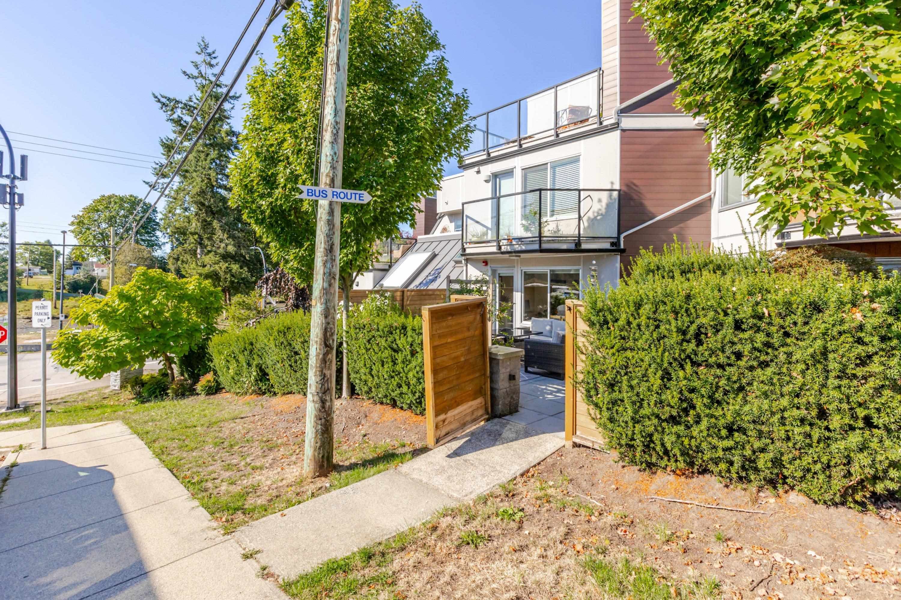 3 - 15989 Marine Drive, White Rock