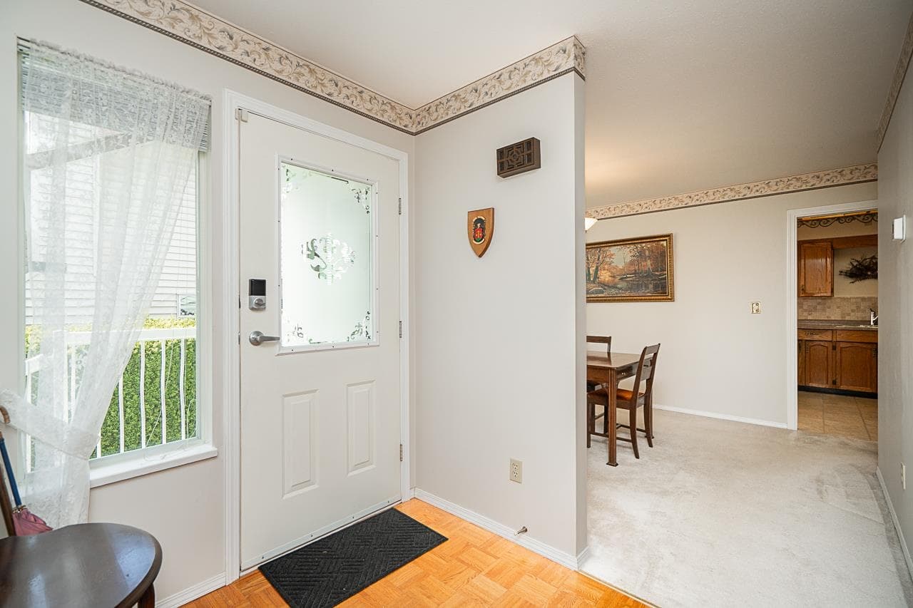 5949 169 Street, Surrey, V3S 6Y5 — photo 5