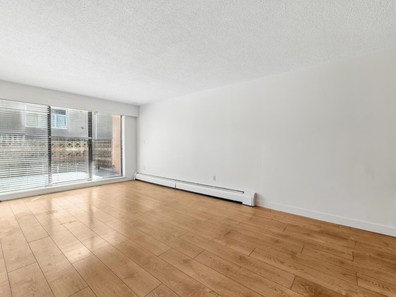 101 - 2910 Ontario Street, Vancouver, V5T 2Y6 — photo 2