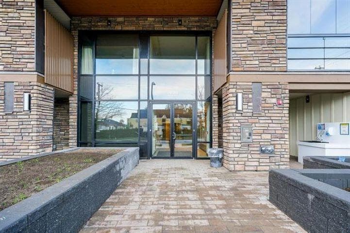 110 - 14588 Mcdougall Drive, Surrey, V4P 0H1 — photo 2