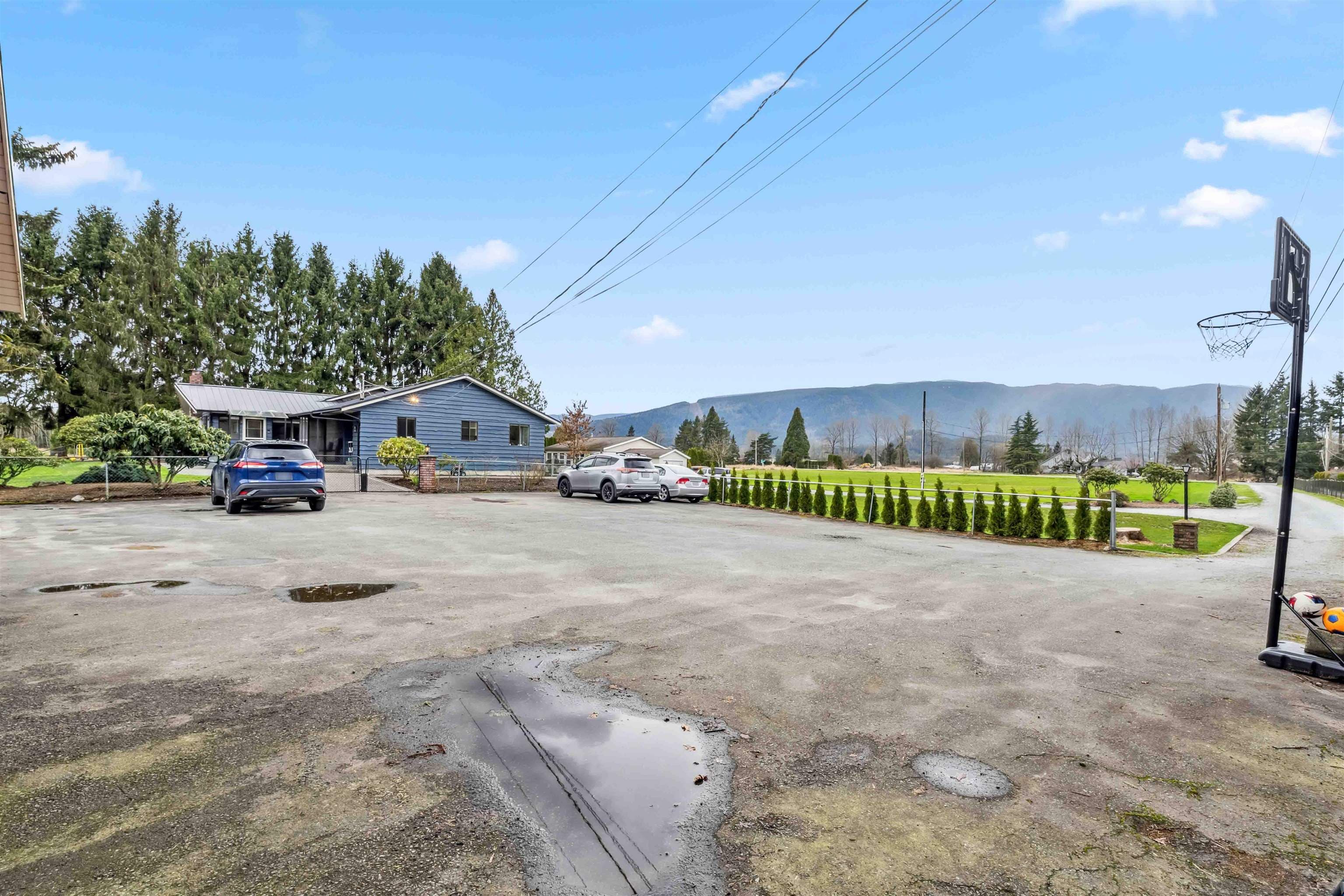 19782 150 Avenue, Pitt Meadows, V3Y 1Z1 — photo 5