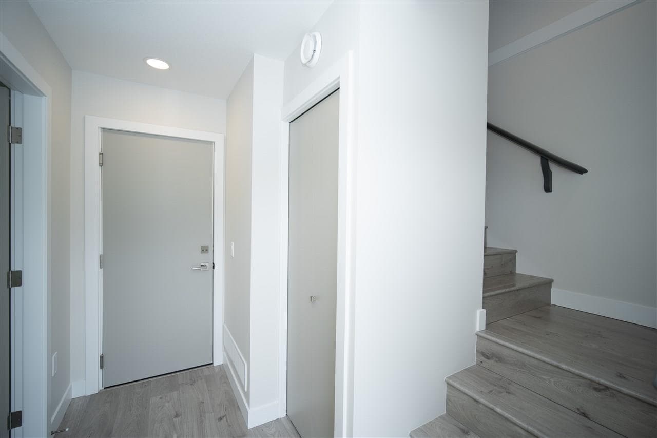 225 - 46150 Thomas Road, Chilliwack, V2R 6B3 — photo 2