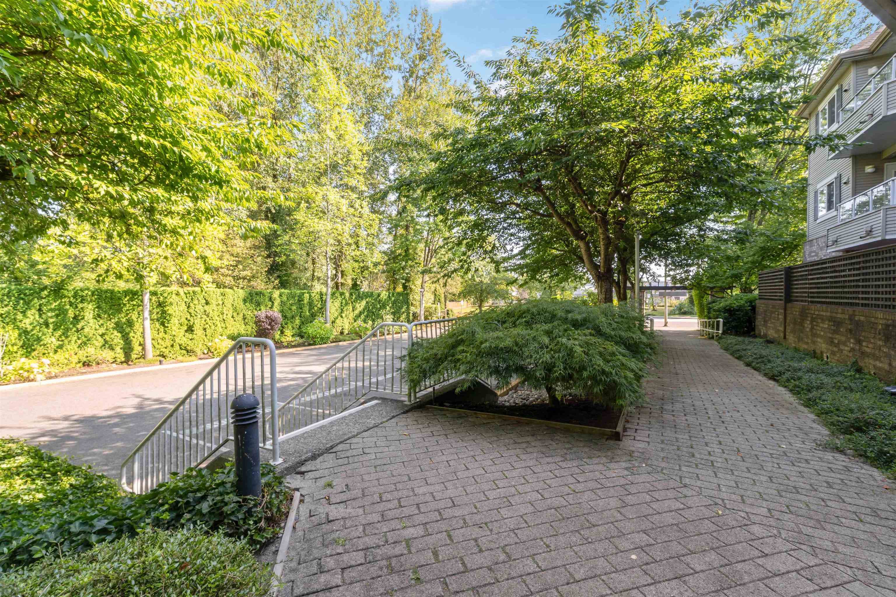105 - 16137 83 Avenue, Surrey, V4N 0N1 — photo 4