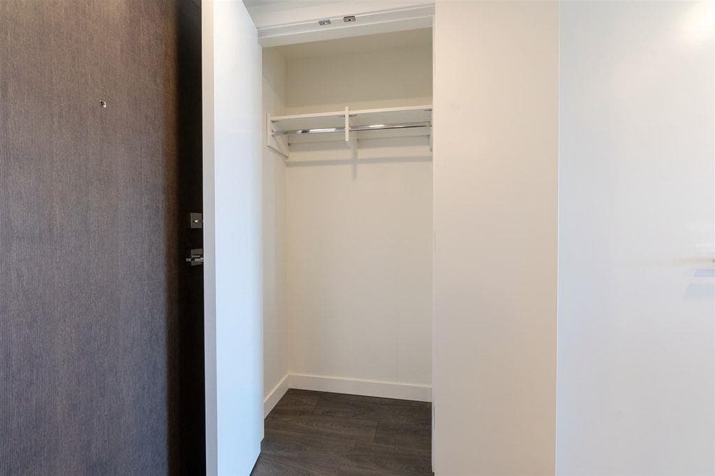 711 - 5580 No.3 Road, Richmond, V6X 0R8 — photo 3
