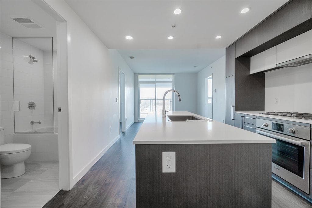 711 - 5580 No.3 Road, Richmond, V6X 0R8 — photo 5