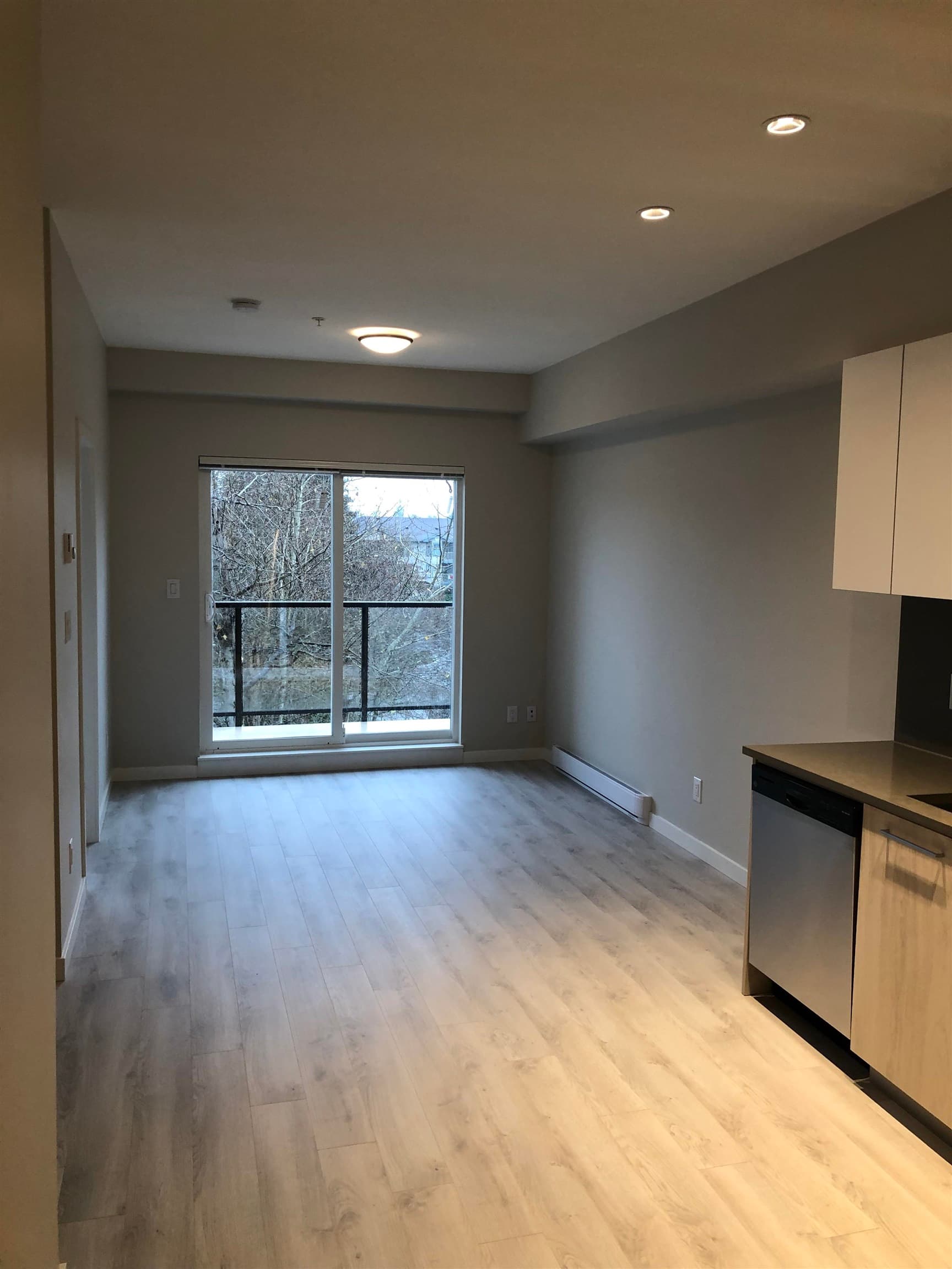 521 - 13768 108 Avenue, Surrey, V3T 0L9 — photo 4