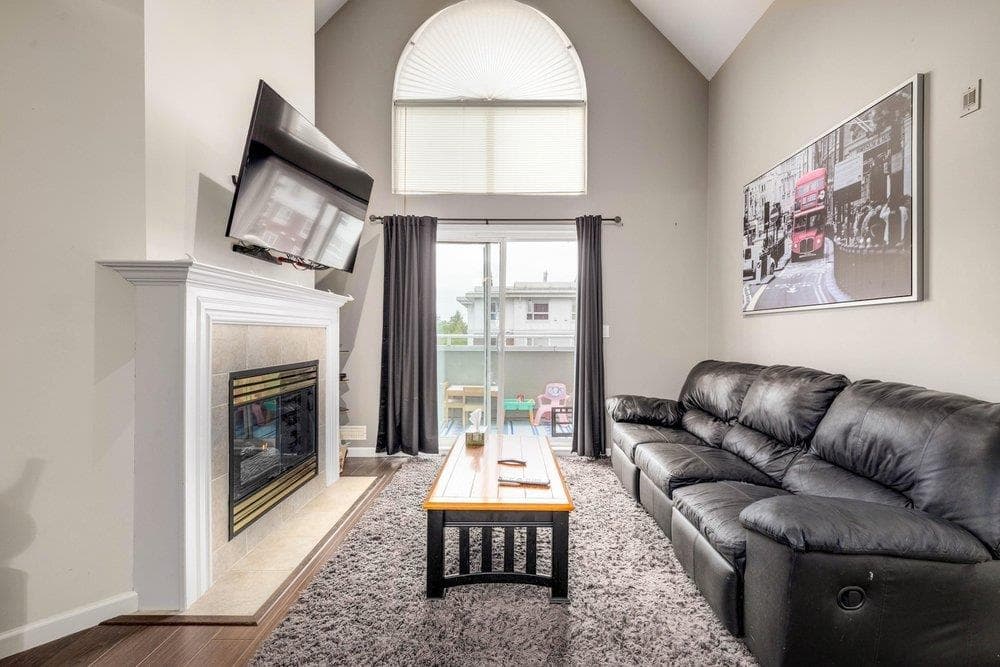 412 - 12125 75a Avenue, Surrey, V3W 1B9 — photo 4