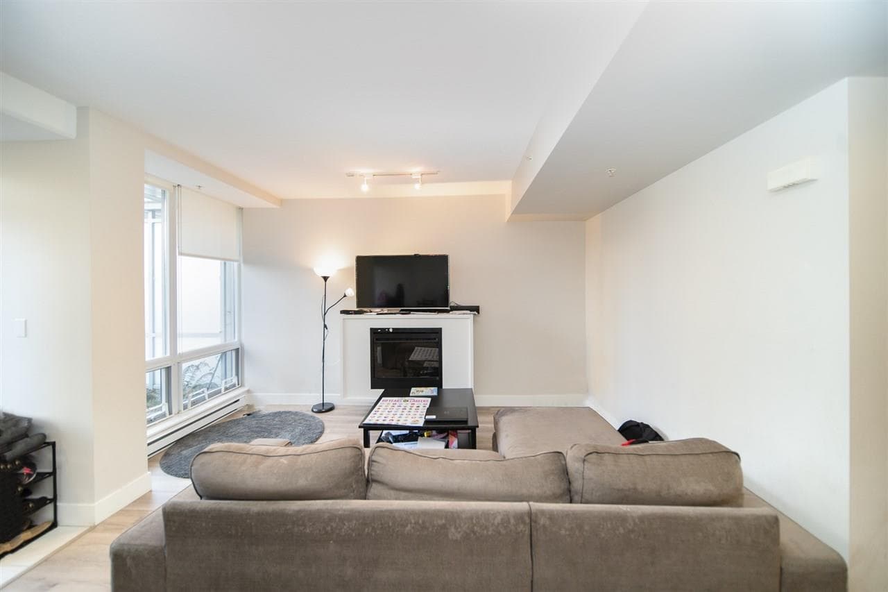 4848 Hazel Street, Burnaby, V5H 4T3 — photo 3