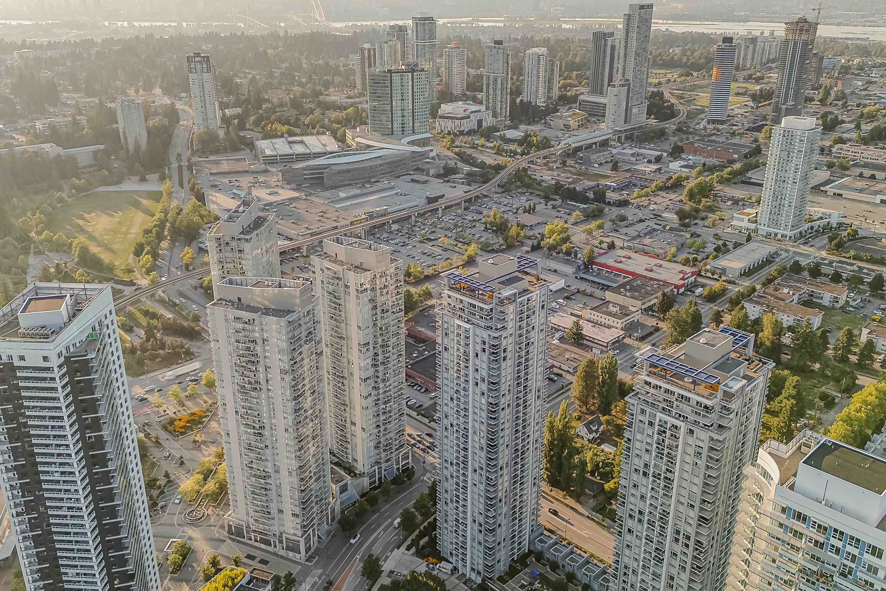1706 - 13696 100 Avenue, Surrey, V3T 0L5 — photo 1