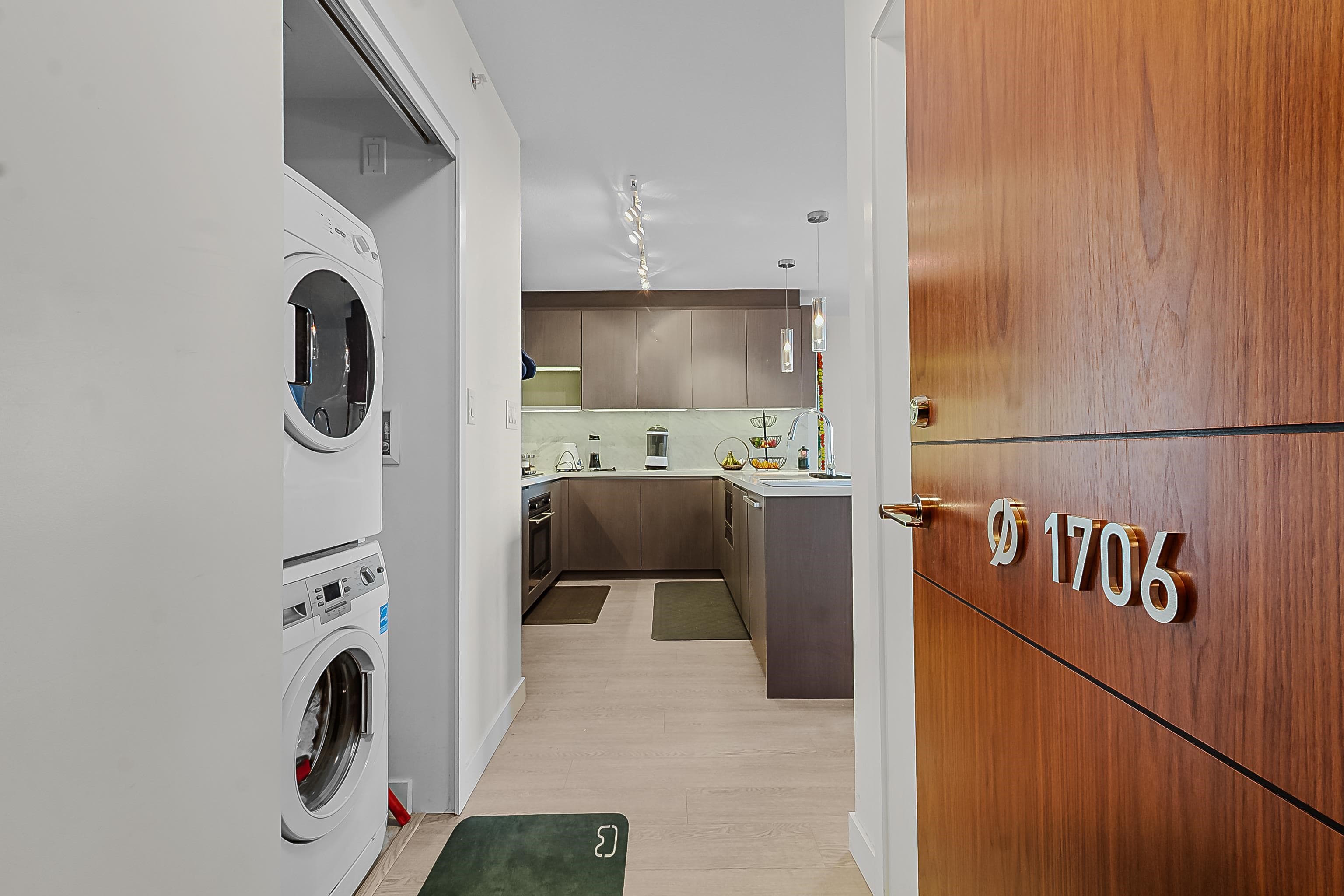 1706 - 13696 100 Avenue, Surrey, V3T 0L5 — photo 4