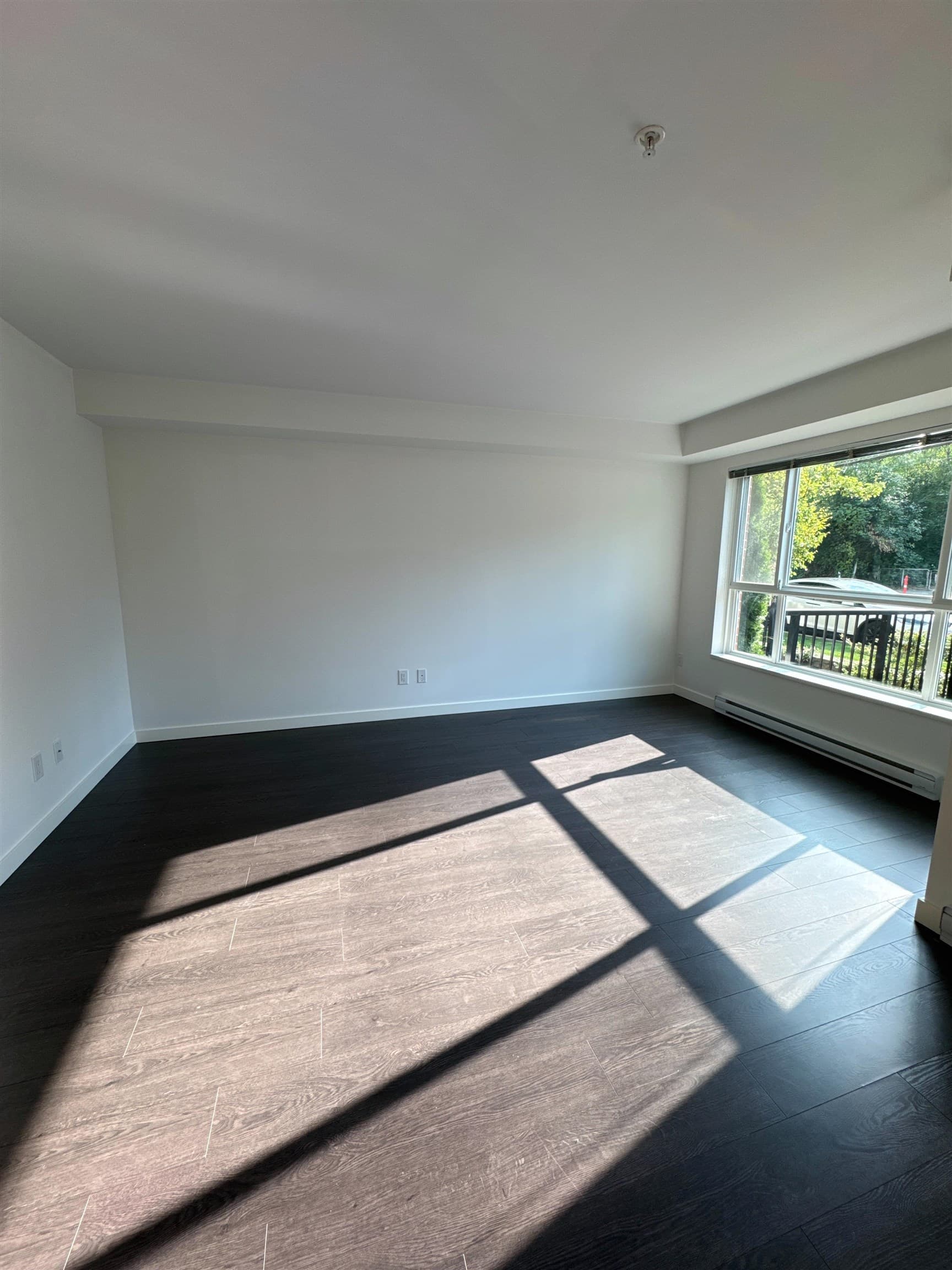 103 - 10688 140 Street, Surrey, V3T 0M6 — photo 3