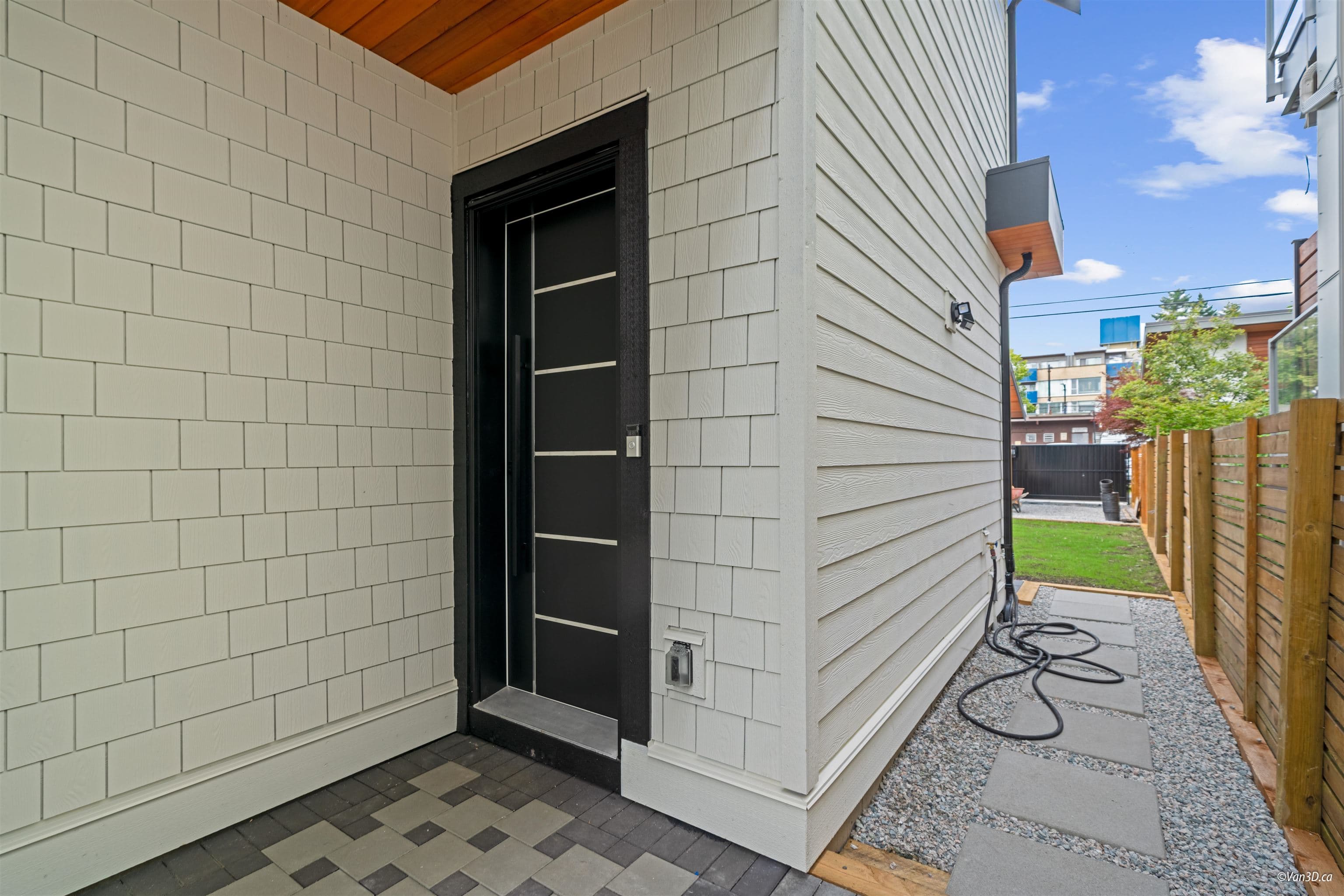 2 - 4463 Walden Street, Vancouver, V5V 3S4 — photo 4