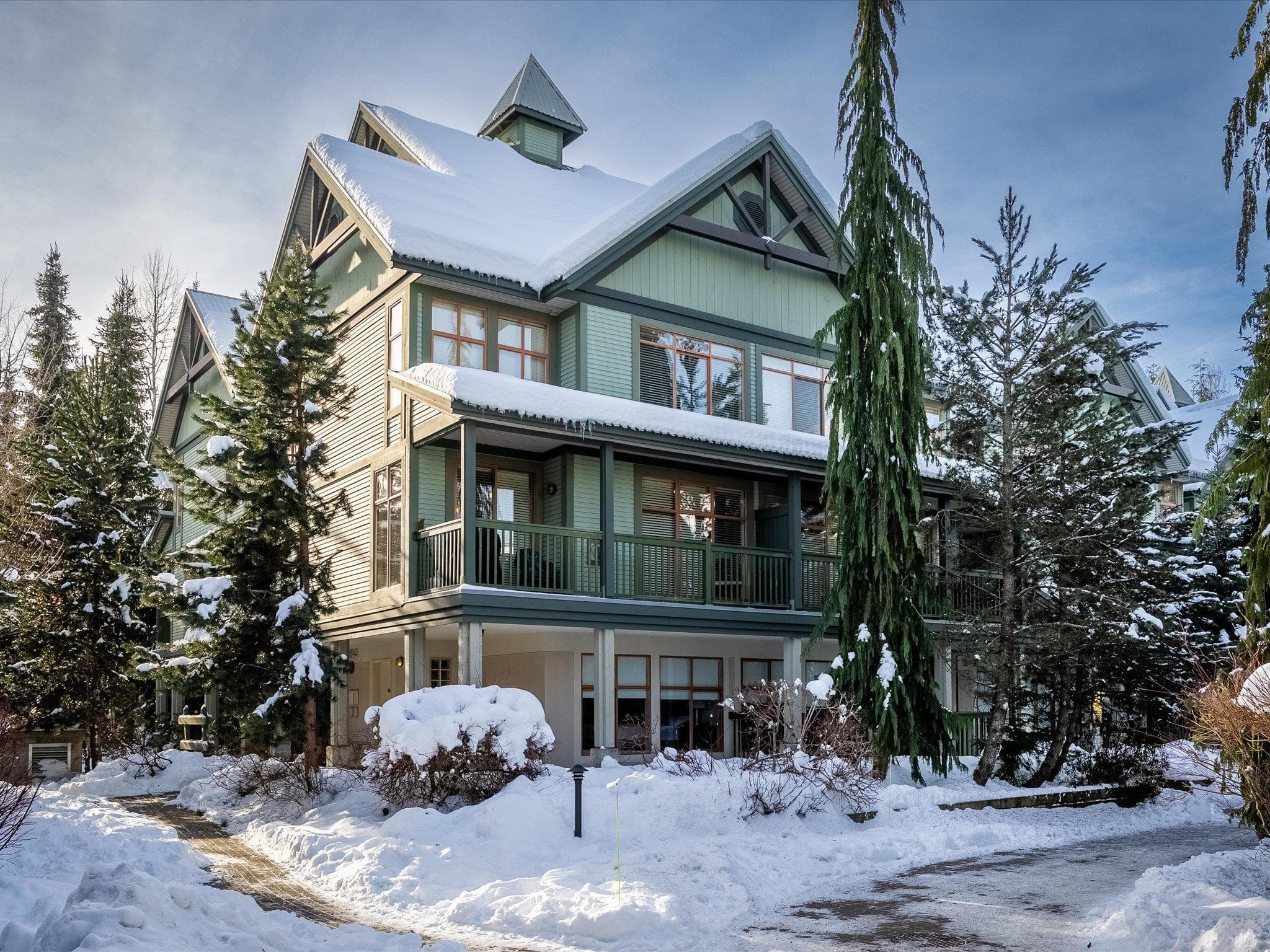 30 (50) - 4355 Northlands Boulevard, Whistler