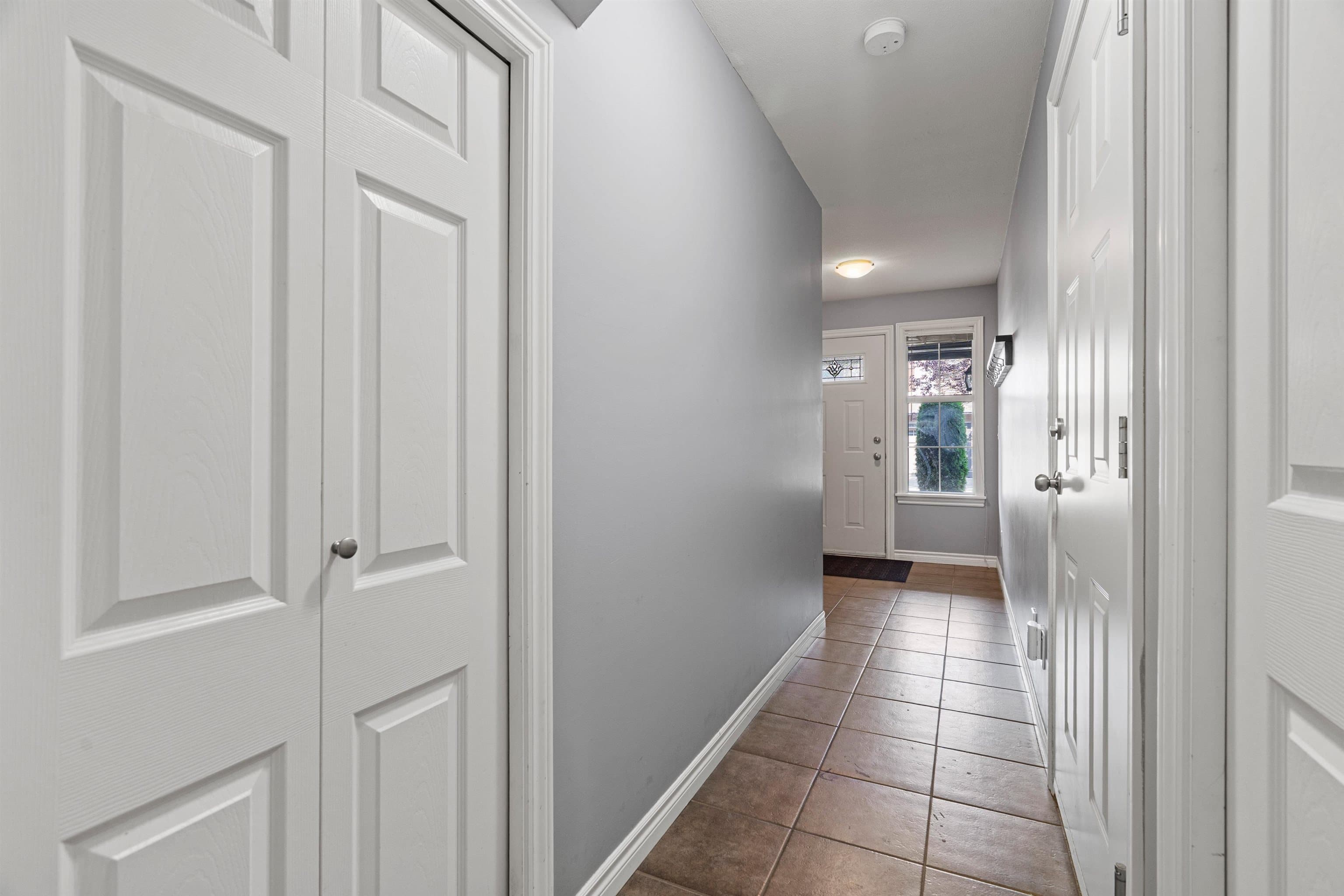 7 - 5900 Jinkerson Road, Chilliwack, V2R 0B2 — photo 5