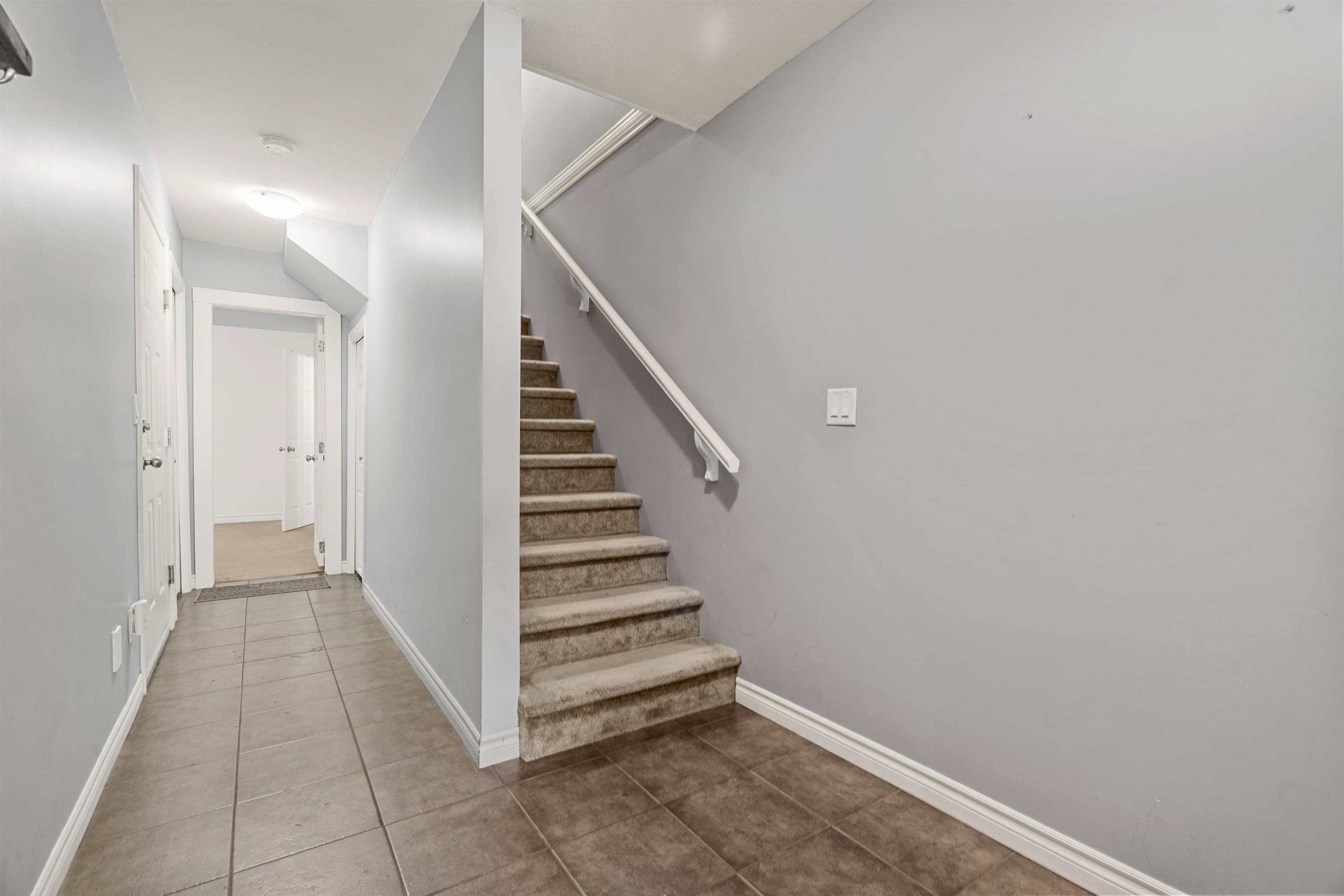 7 - 5900 Jinkerson Road, Chilliwack, V2R 0B2 — photo 4