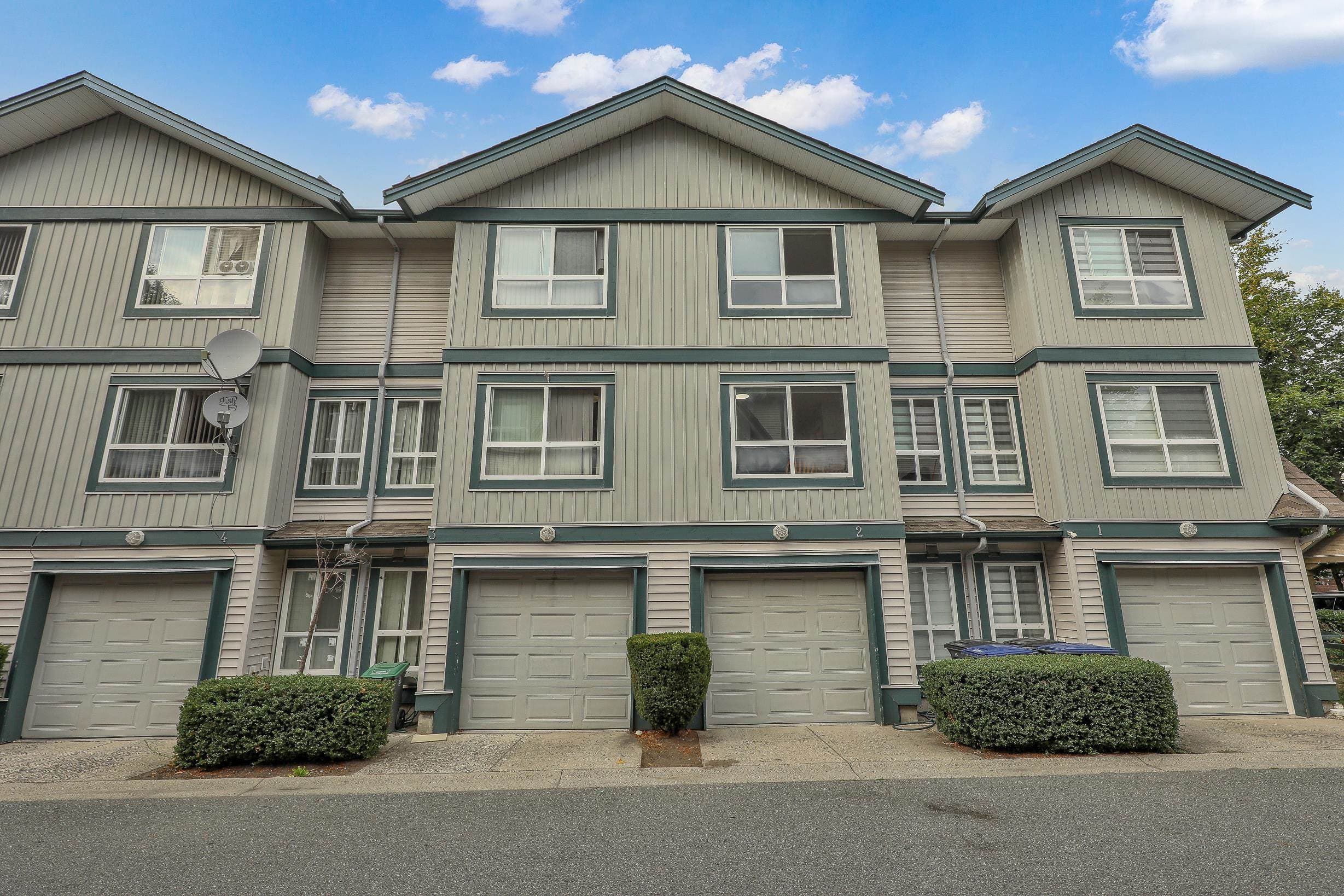 2 - 12730 66 Avenue, Surrey, V3W 1P2 — photo 1