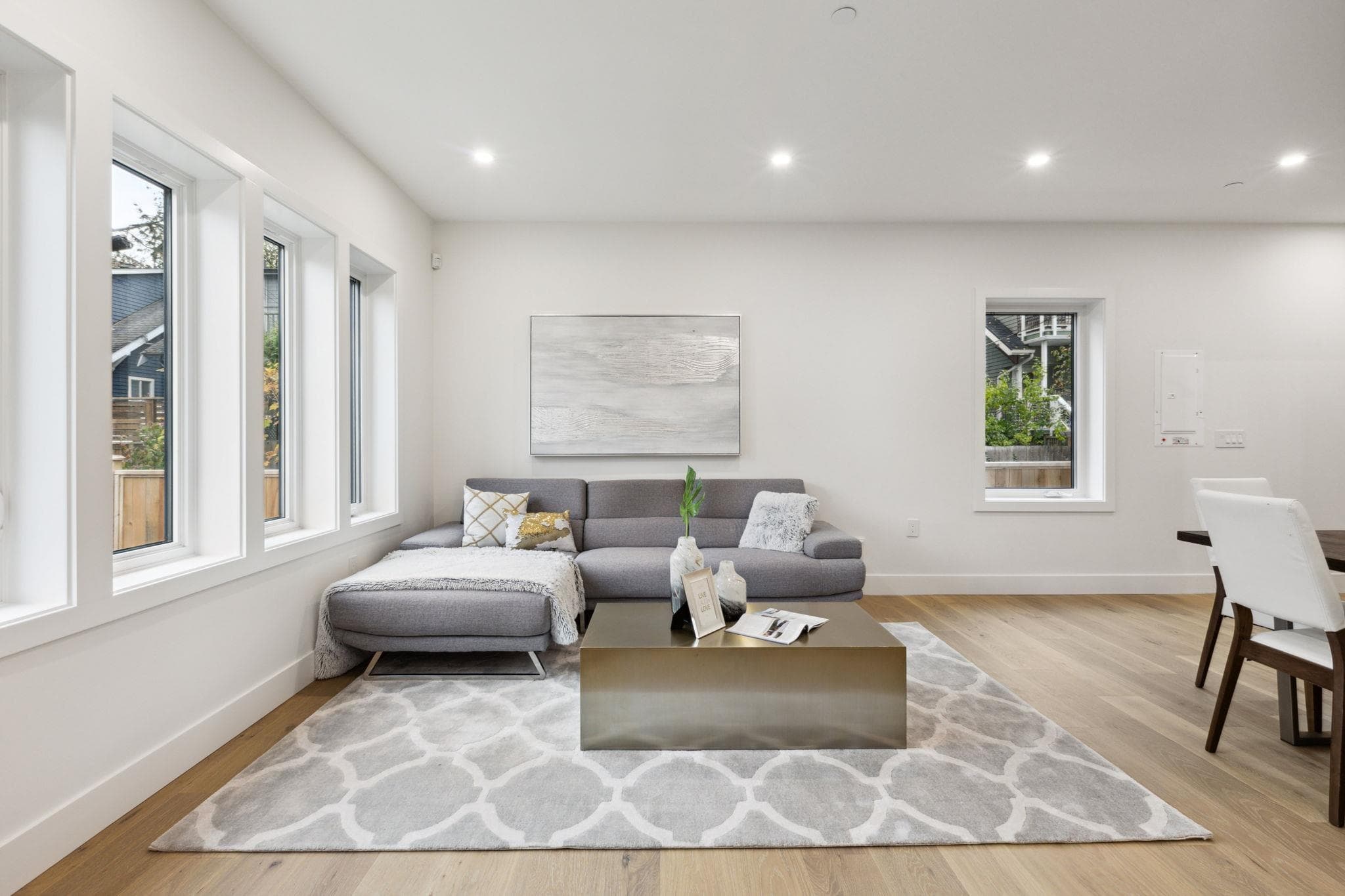 2727 W 7th Avenue, Vancouver, V6K 1Z3 — photo 2